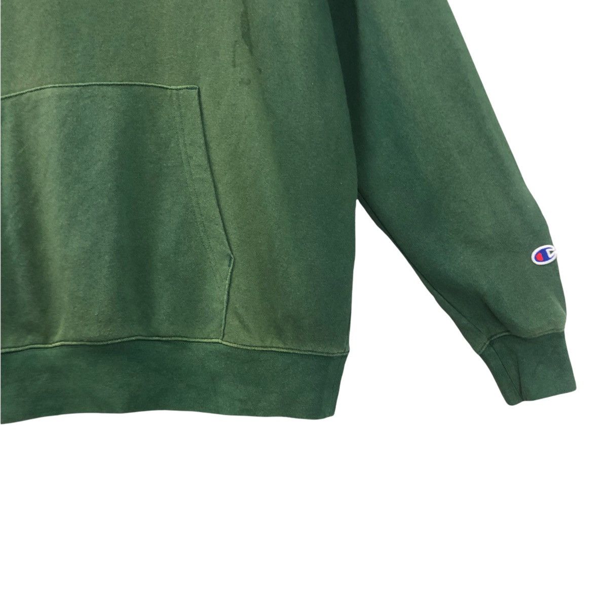 Champion FADED!! Vintage 90s Champion Crewneck Sweater Size M Size US M / EU 48-50 / 2 - 5 Thumbnail