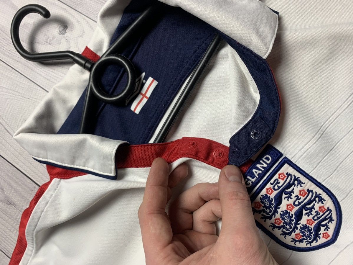 Vintage Vintage reversible soccer jersey England 2003 - 2005 Size US M / EU 48-50 / 2 - 8 Thumbnail