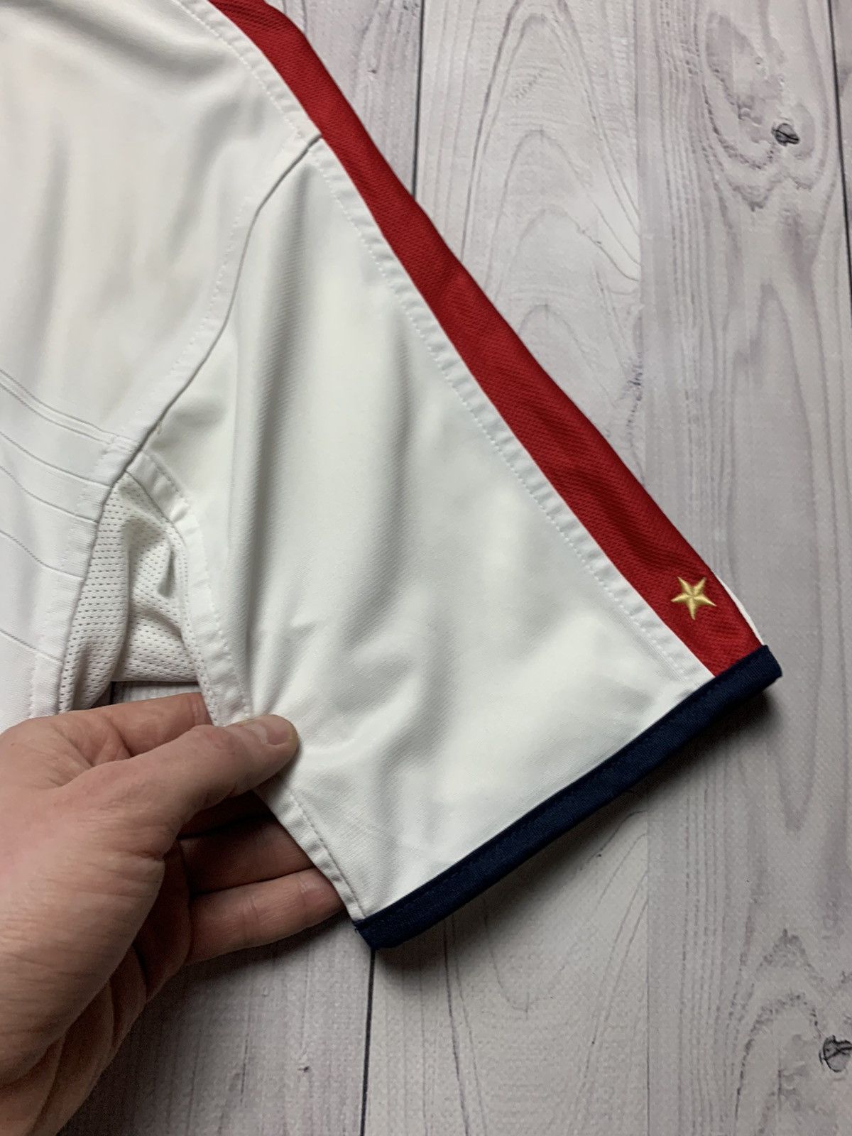 Vintage Vintage reversible soccer jersey England 2003 - 2005 Size US M / EU 48-50 / 2 - 4 Thumbnail