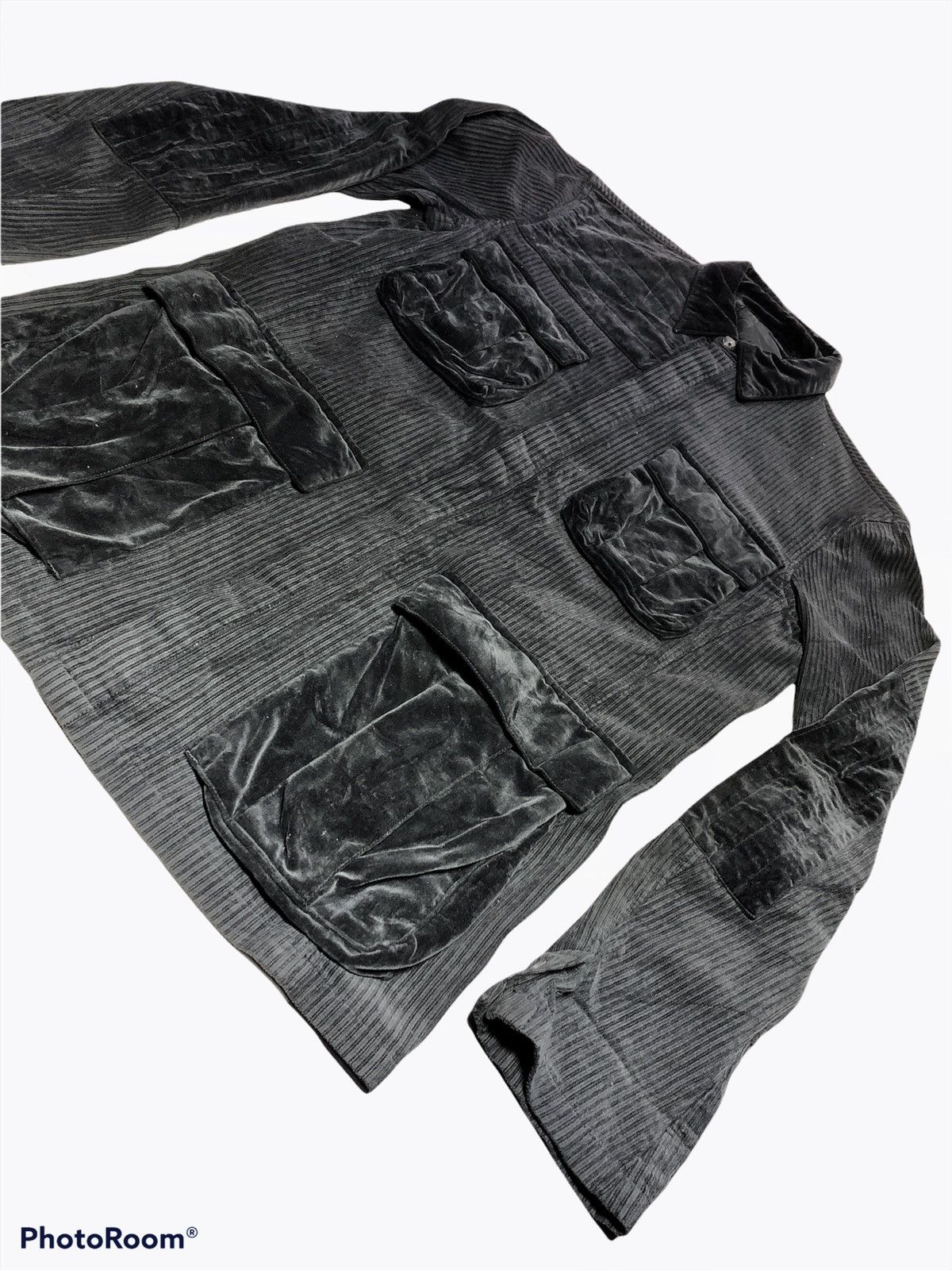 Japanese Brand Ouret Utility Corduroy Velvet Jacket Size US S / EU 44-46 / 1 - 3 Thumbnail