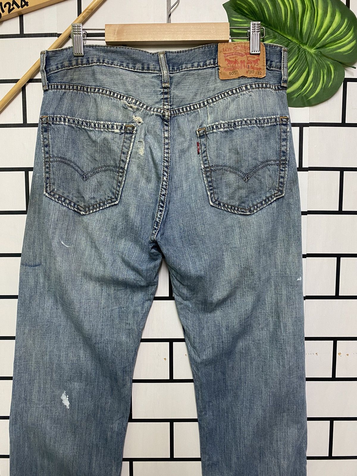 Levi's Vintage Levis 505 Distressed Denim - L33 Size US 32 / EU 48 - 10 Thumbnail