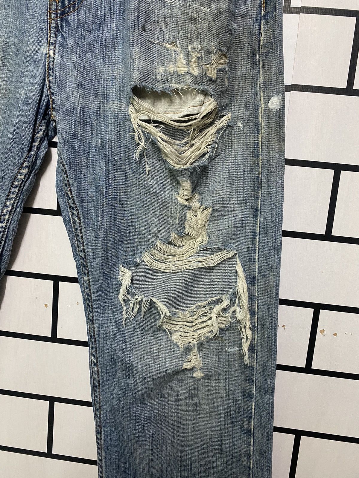 Levi's Vintage Levis 505 Distressed Denim - L33 Size US 32 / EU 48 - 5 Thumbnail