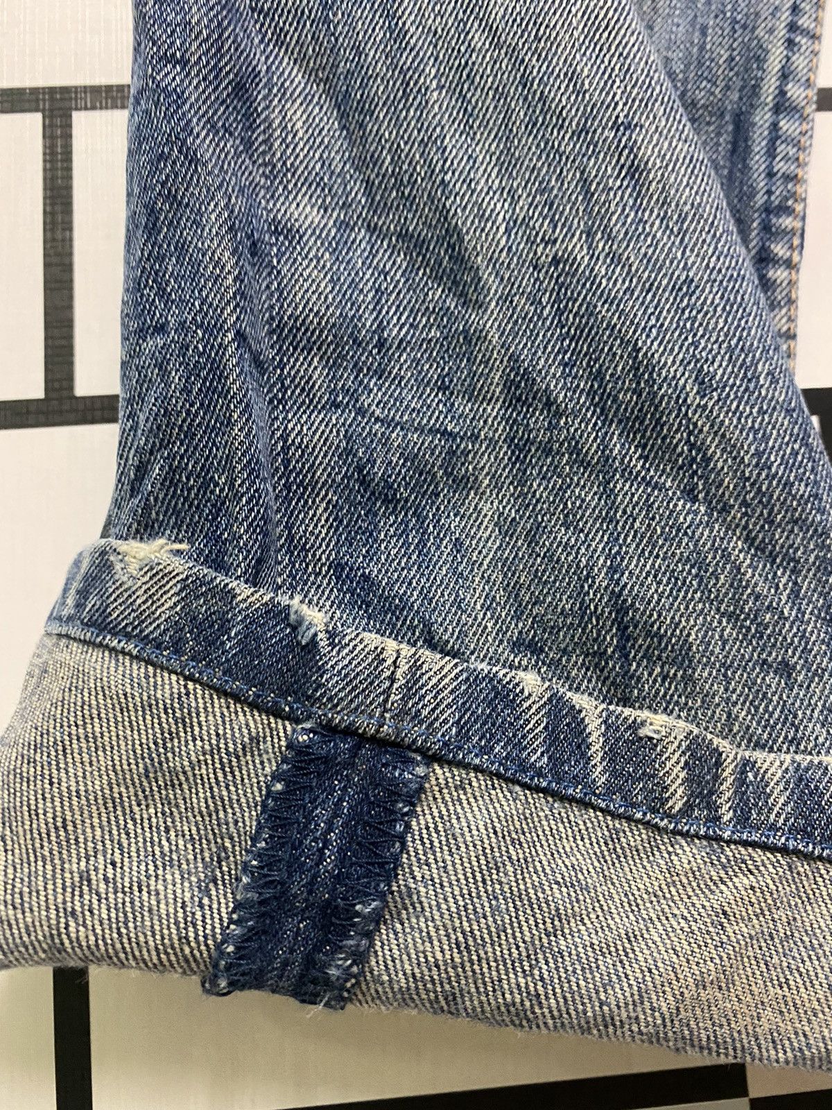 Levi's × Vintage Vintage LEVIS SAN FRANCISCO CAL Distressed Jean -L34 Size US 31 - 23 Thumbnail