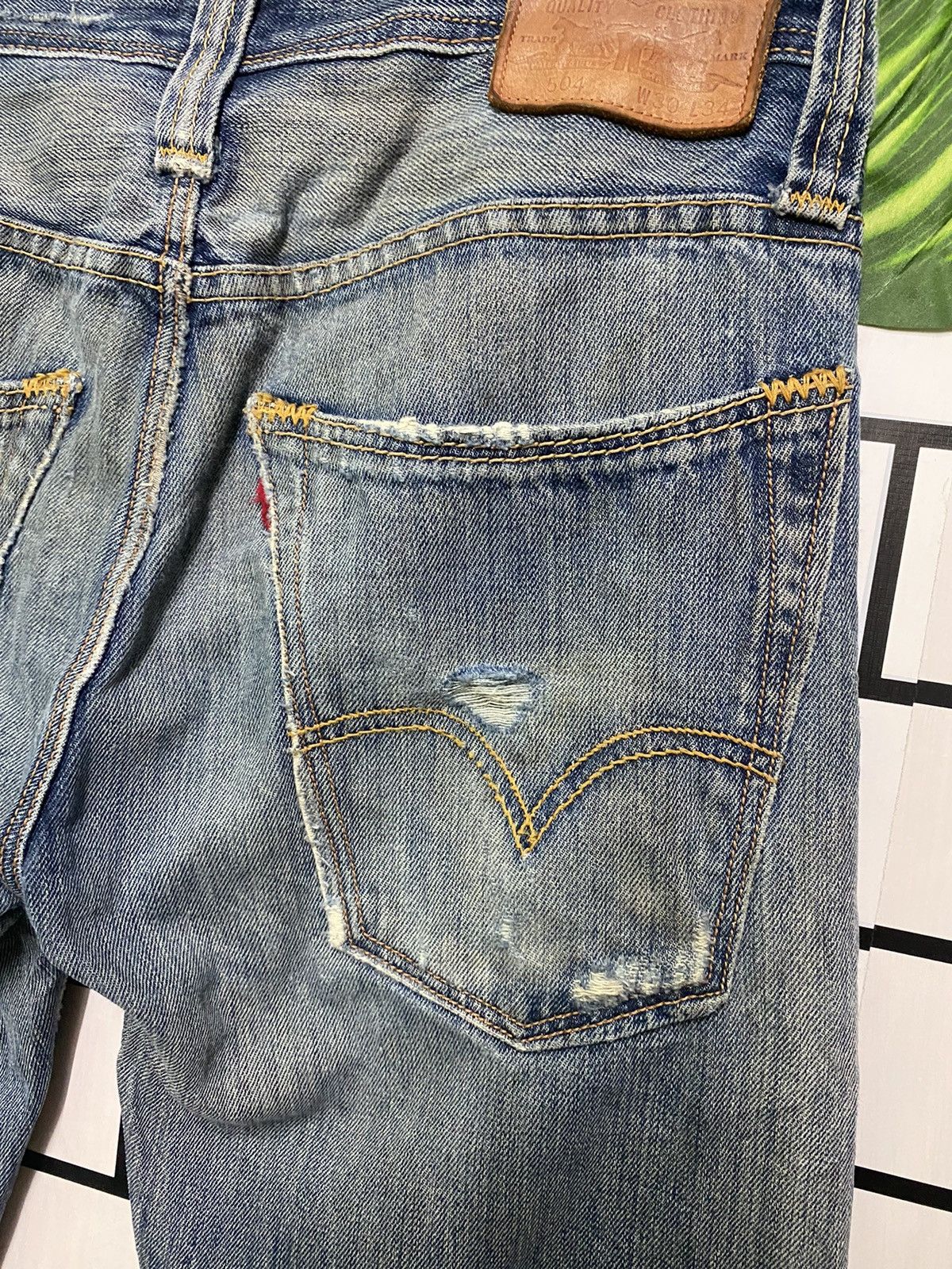 Levi's × Vintage Vintage LEVIS SAN FRANCISCO CAL Distressed Jean -L34 Size US 31 - 15 Thumbnail
