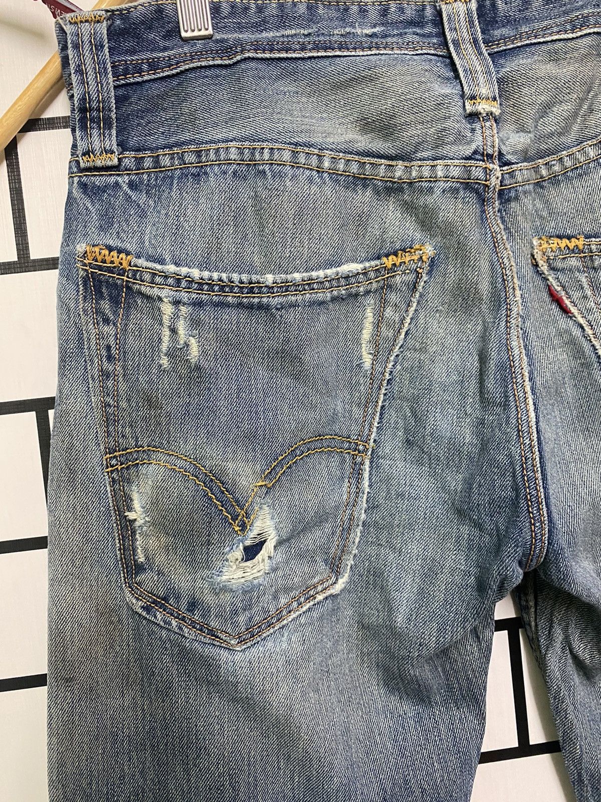 Levi's × Vintage Vintage LEVIS SAN FRANCISCO CAL Distressed Jean -L34 Size US 31 - 14 Thumbnail