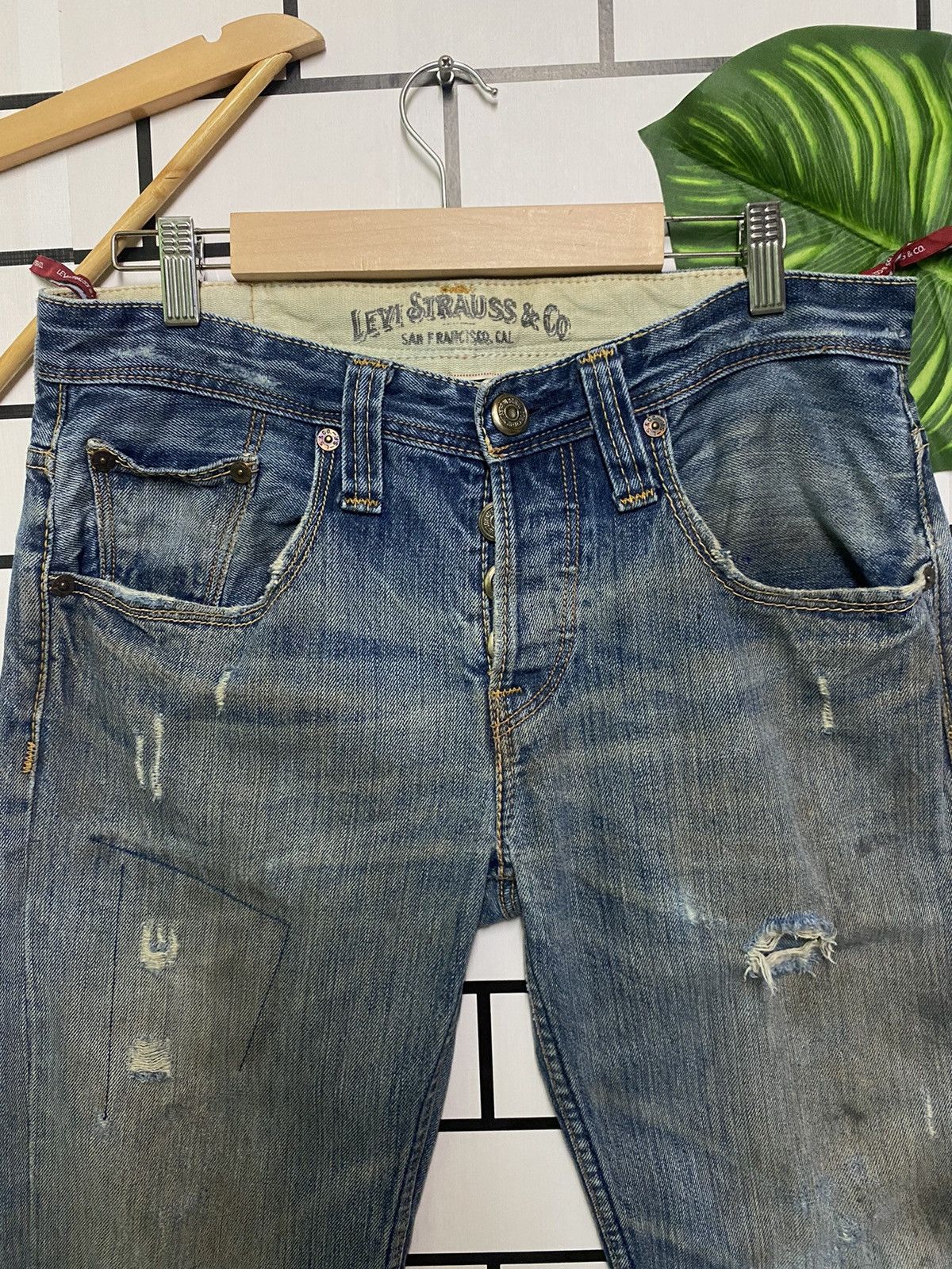 Levi's × Vintage Vintage LEVIS SAN FRANCISCO CAL Distressed Jean -L34 Size US 31 - 3 Thumbnail