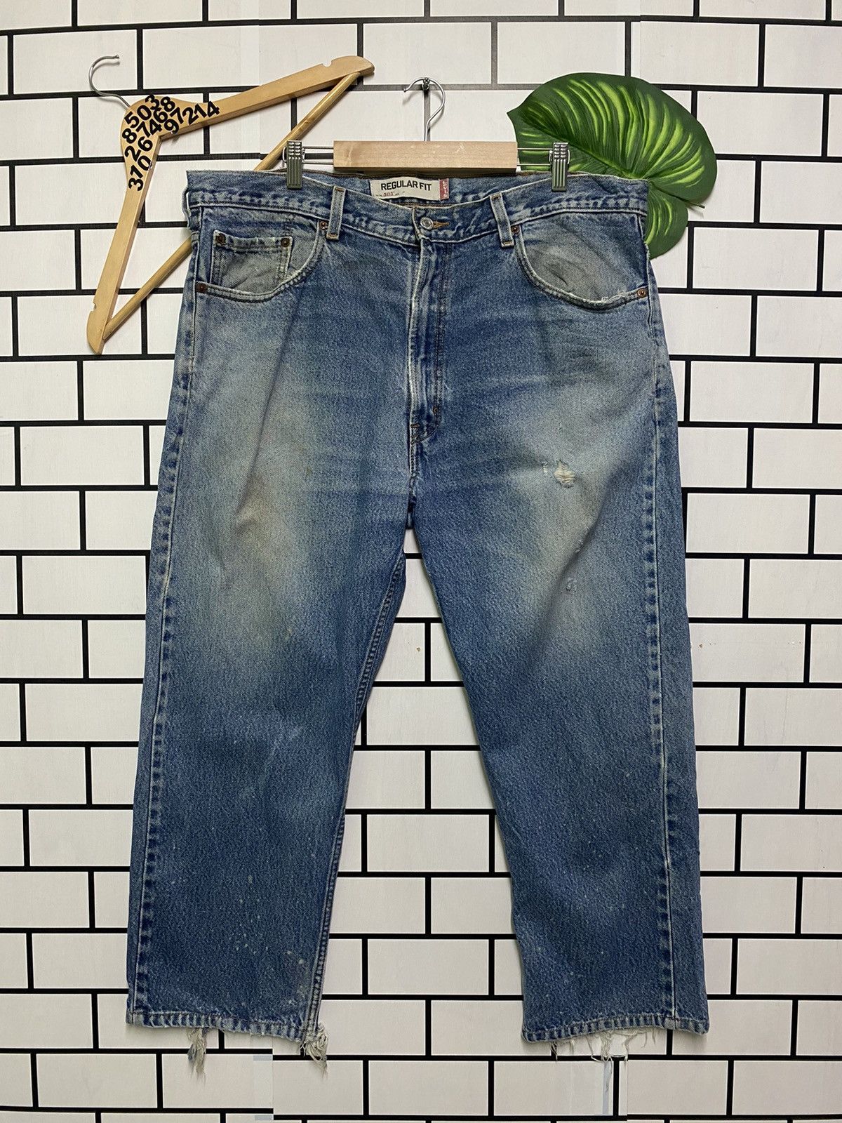 Levi's × Vintage Vintage Levi's 505 Regular Fit Jean -L37 Size US 40 / EU 56 - 1 Thumbnail