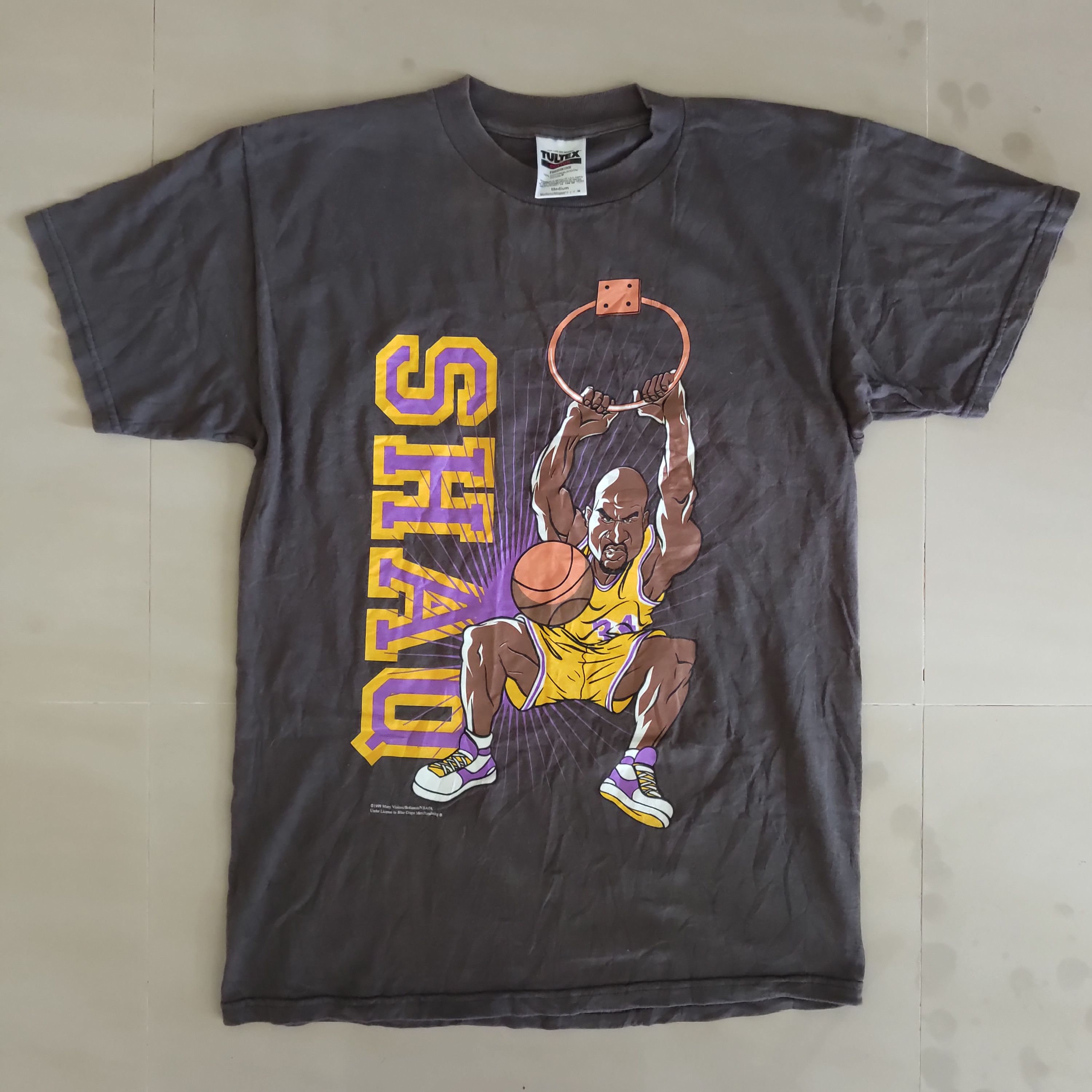 Shaq shirt size online