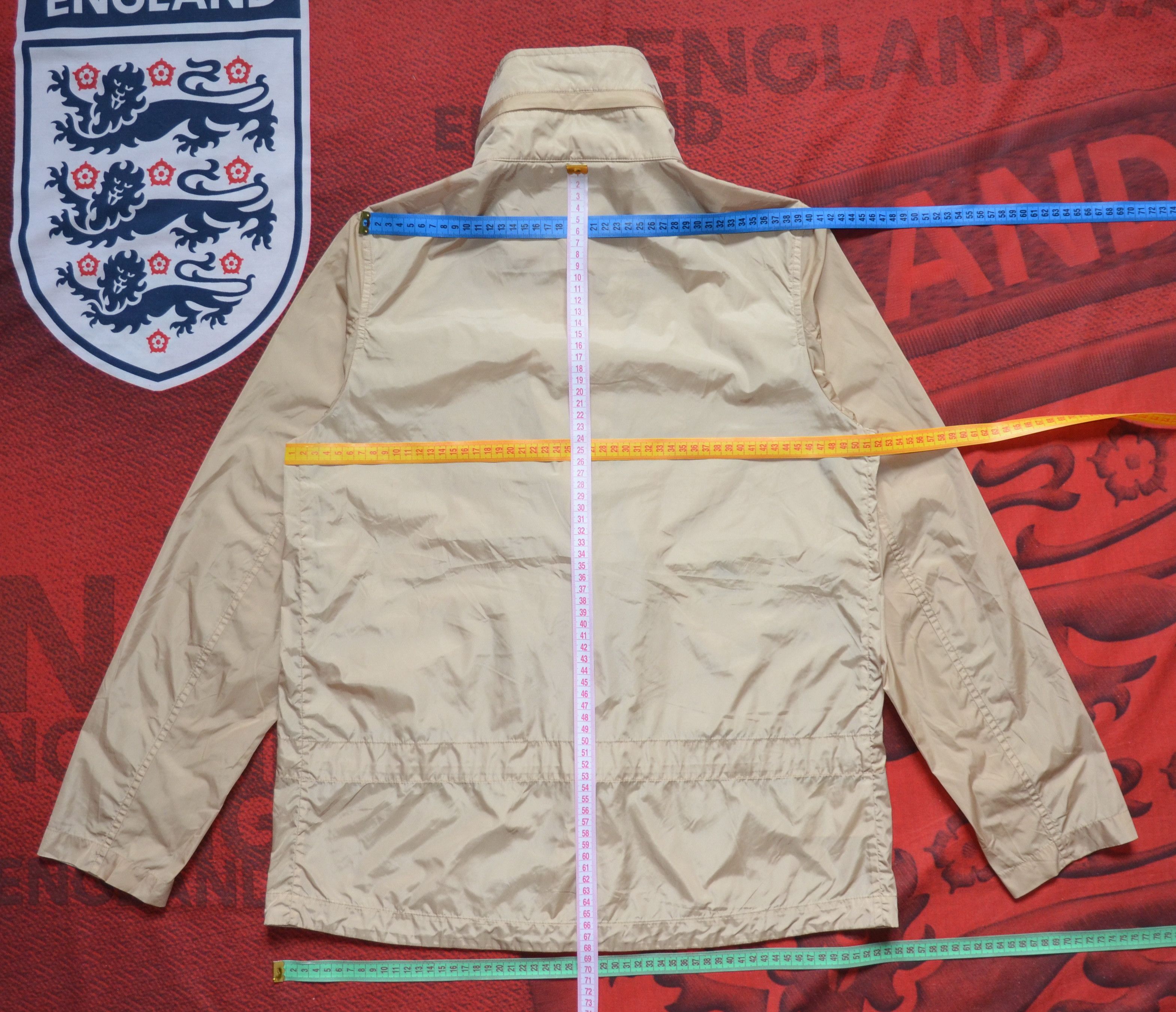 Burberry BURBERRY LONDON Women's Nylon Jacket Transforms Into a Bag Size M / US 6-8 / IT 42-44 - 14 Thumbnail