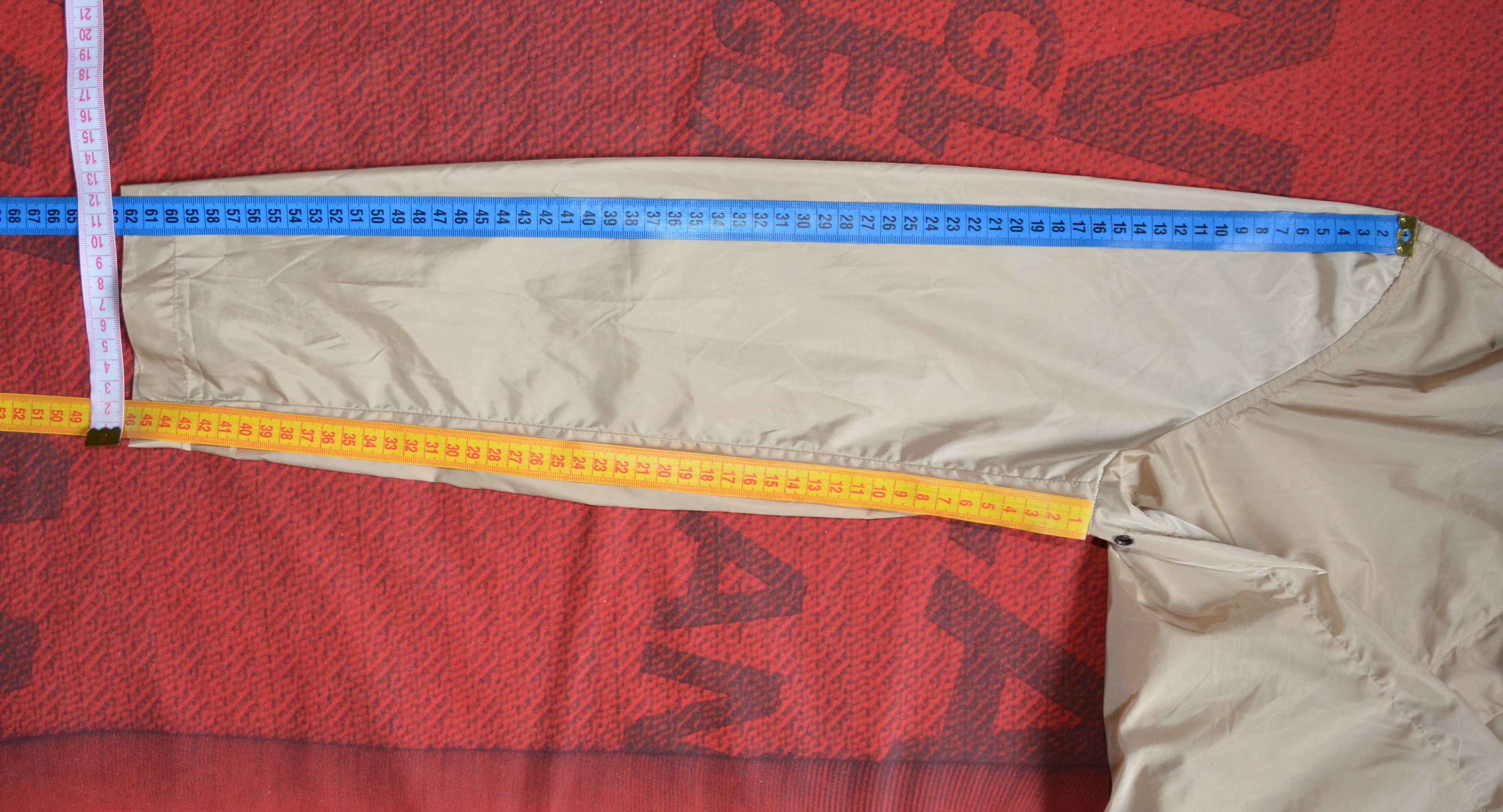 Burberry BURBERRY LONDON Women's Nylon Jacket Transforms Into a Bag Size M / US 6-8 / IT 42-44 - 15 Thumbnail