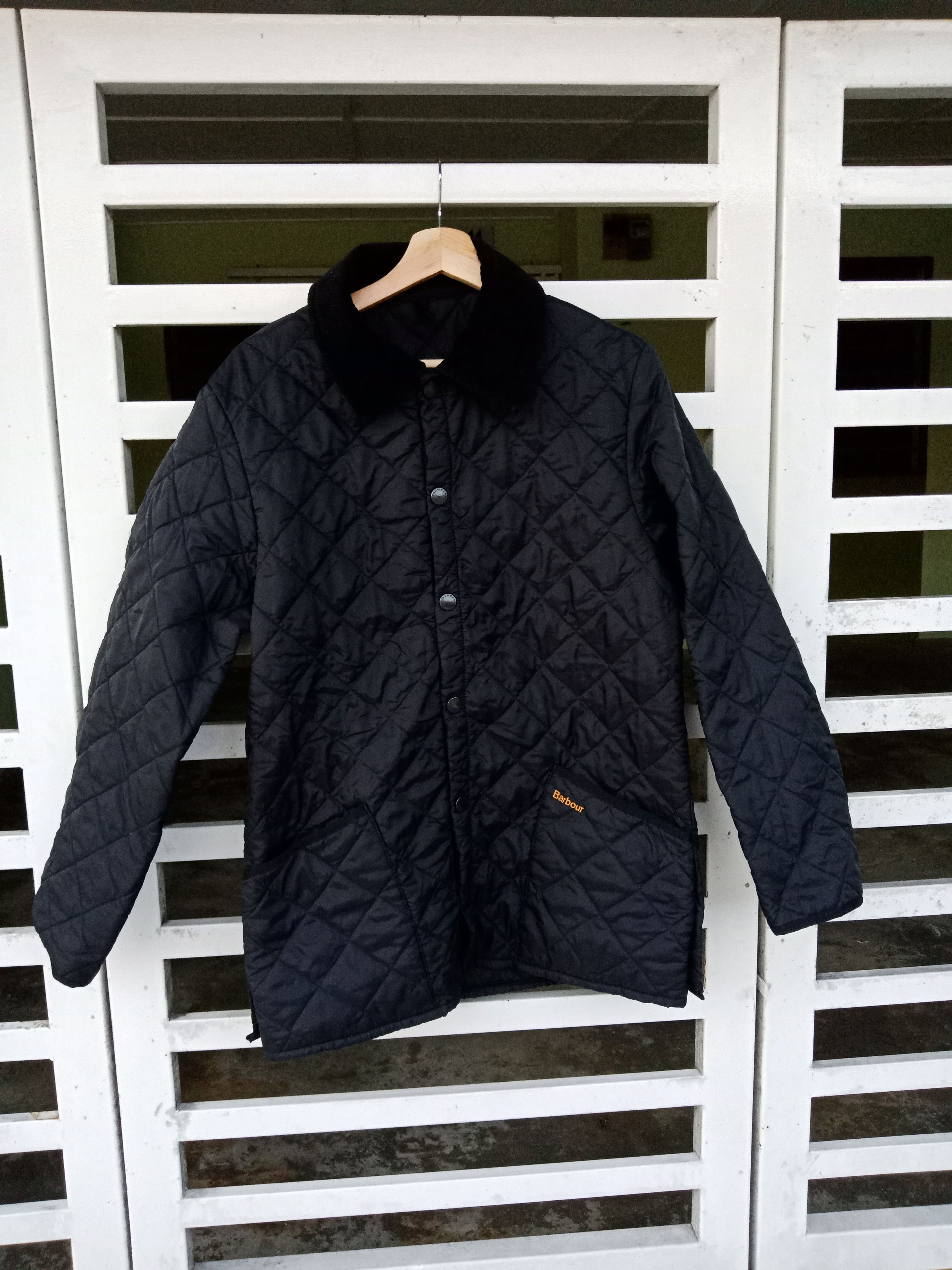 Barbour Barbour Liddesdale Black Quilted Jacket Size US M / EU 48-50 / 2 - 1 Thumbnail