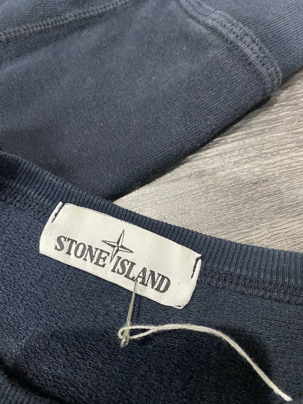 Stone Island Stone Island Navy Blue Crewneck Sweatshirt Size L Size US L / EU 52-54 / 3 - 3 Thumbnail