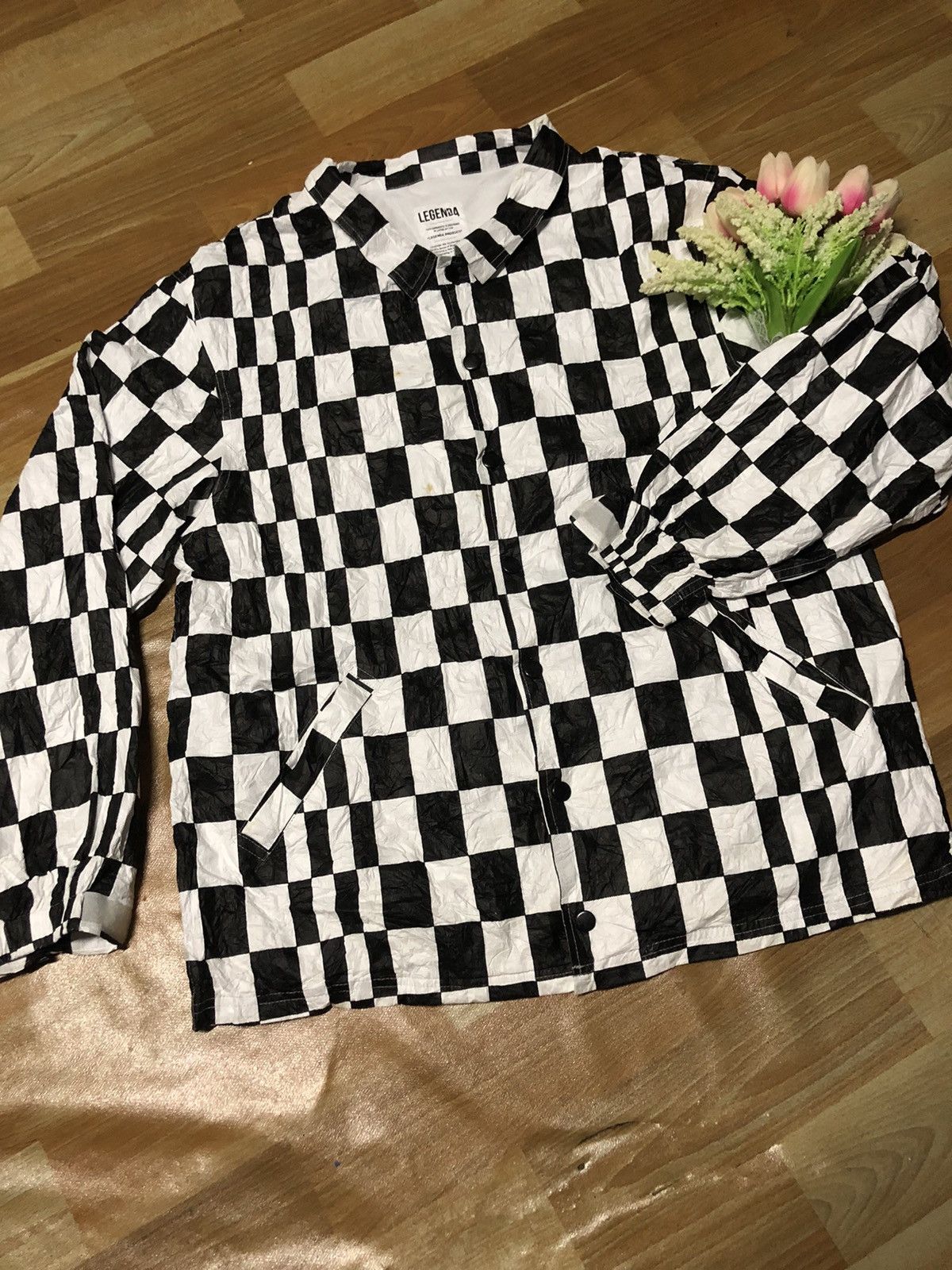 💥RARE Legenda Checkerboard Button Up