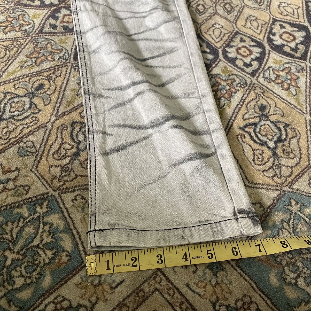 Japanese Brand LOWBOX White Denim Whisker Jeans LGB Size US 32 / EU 48 - 18 Thumbnail