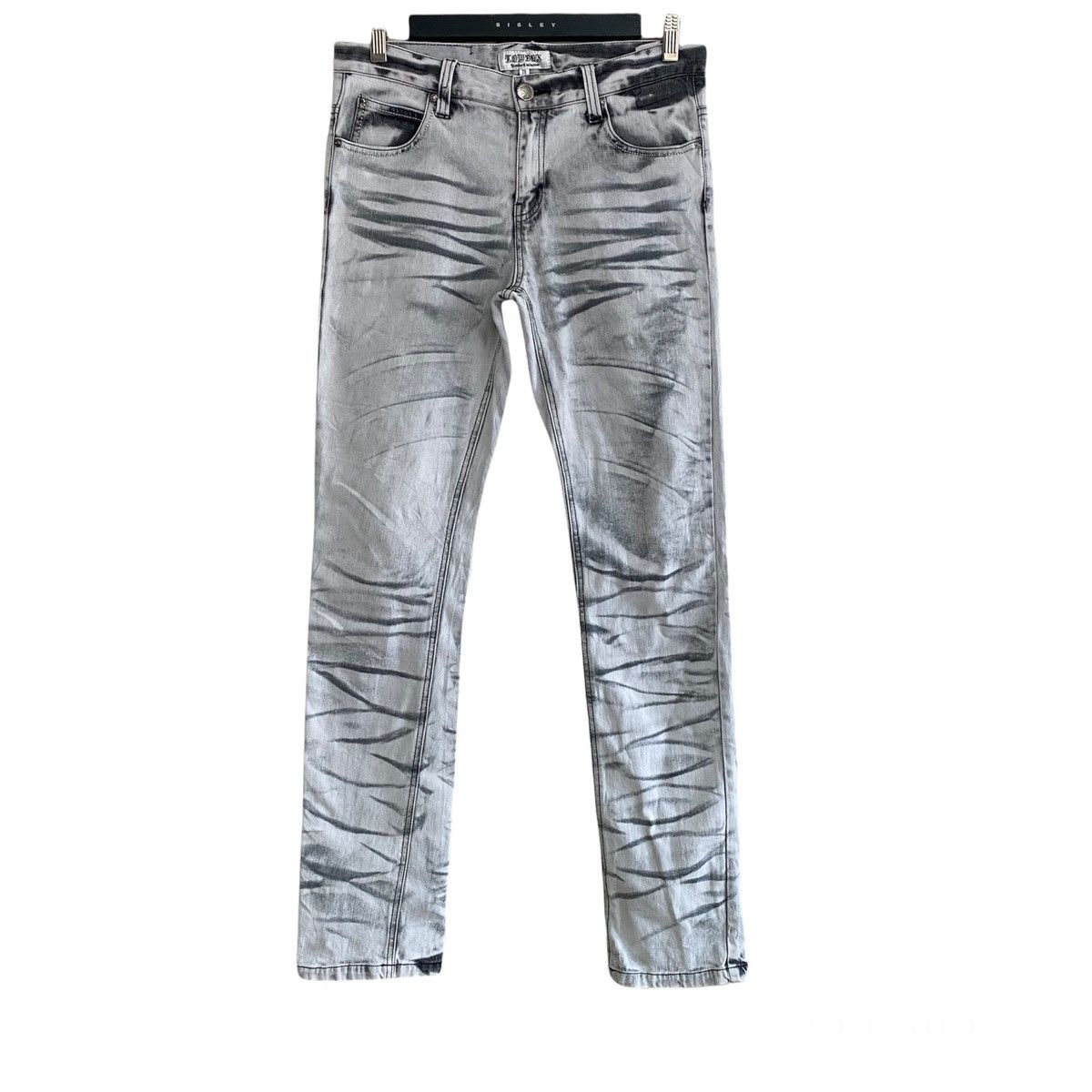 14th Addiction Clothing: Curated Shirts, Jeans, Shoes & More 14th Addiction Clothing: Curated Shirts, Jeans, Shoes & More