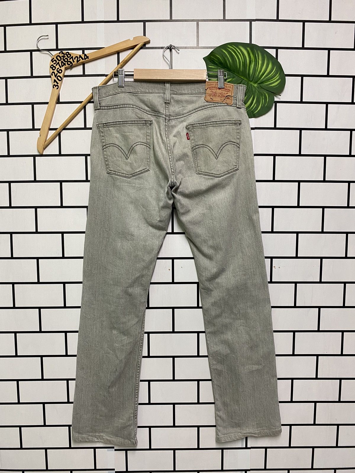 Levi's Vintage LEVIS 514 Slim Straight Grey Distressed Jean - L40 Size US 34 / EU 50 - 2 Thumbnail