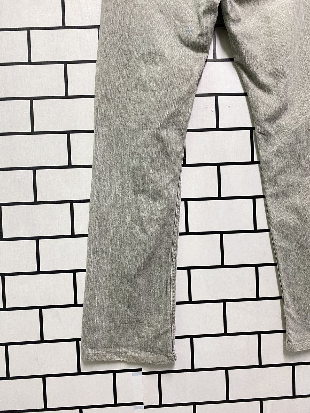 Levi's Vintage LEVIS 514 Slim Straight Grey Distressed Jean - L40 Size US 34 / EU 50 - 13 Thumbnail