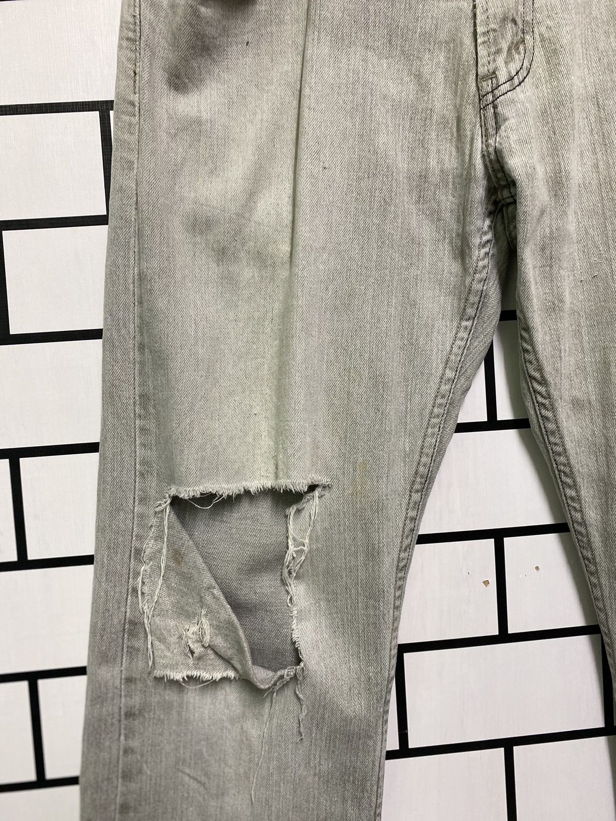 Levi's Vintage LEVIS 514 Slim Straight Grey Distressed Jean - L40 Size US 34 / EU 50 - 5 Thumbnail
