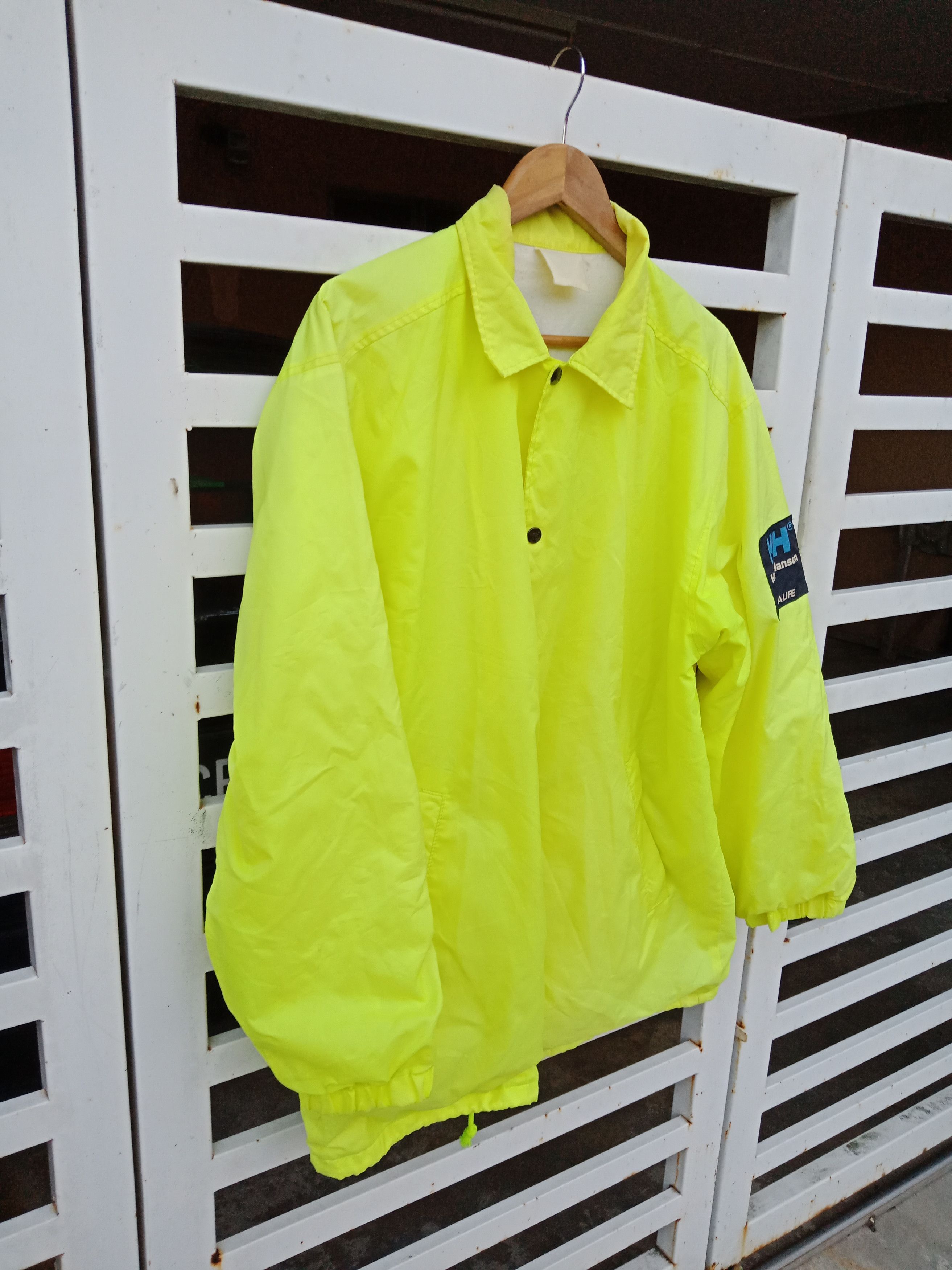 Helly Hansen Helly Hansen Small Logo Spell Out Color Block Light Jacket Size US L / EU 52-54 / 3 - 3 Thumbnail