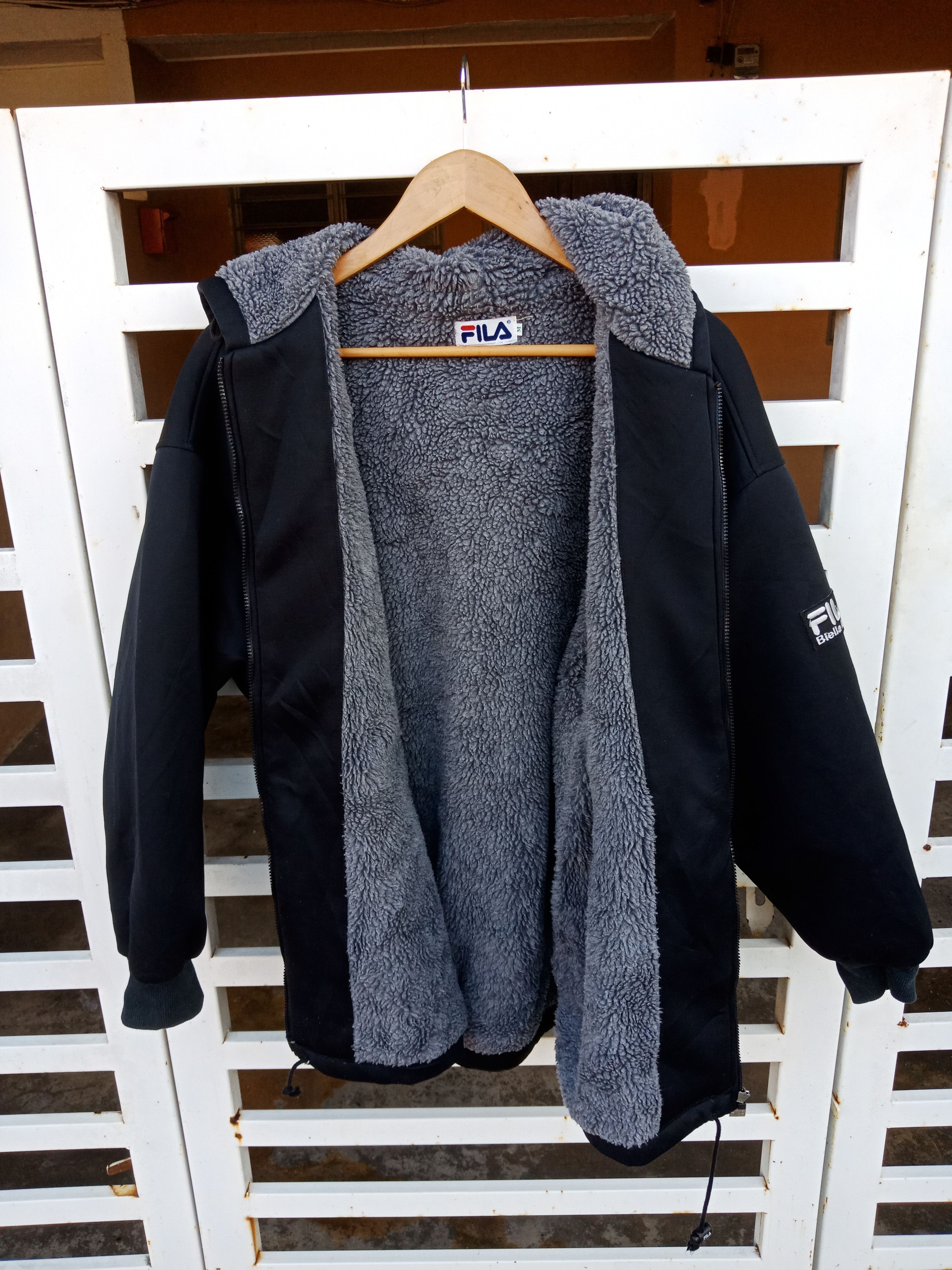 Fila Fila Spell Out Hoodie Jacket Size US L / EU 52-54 / 3 - 3 Thumbnail