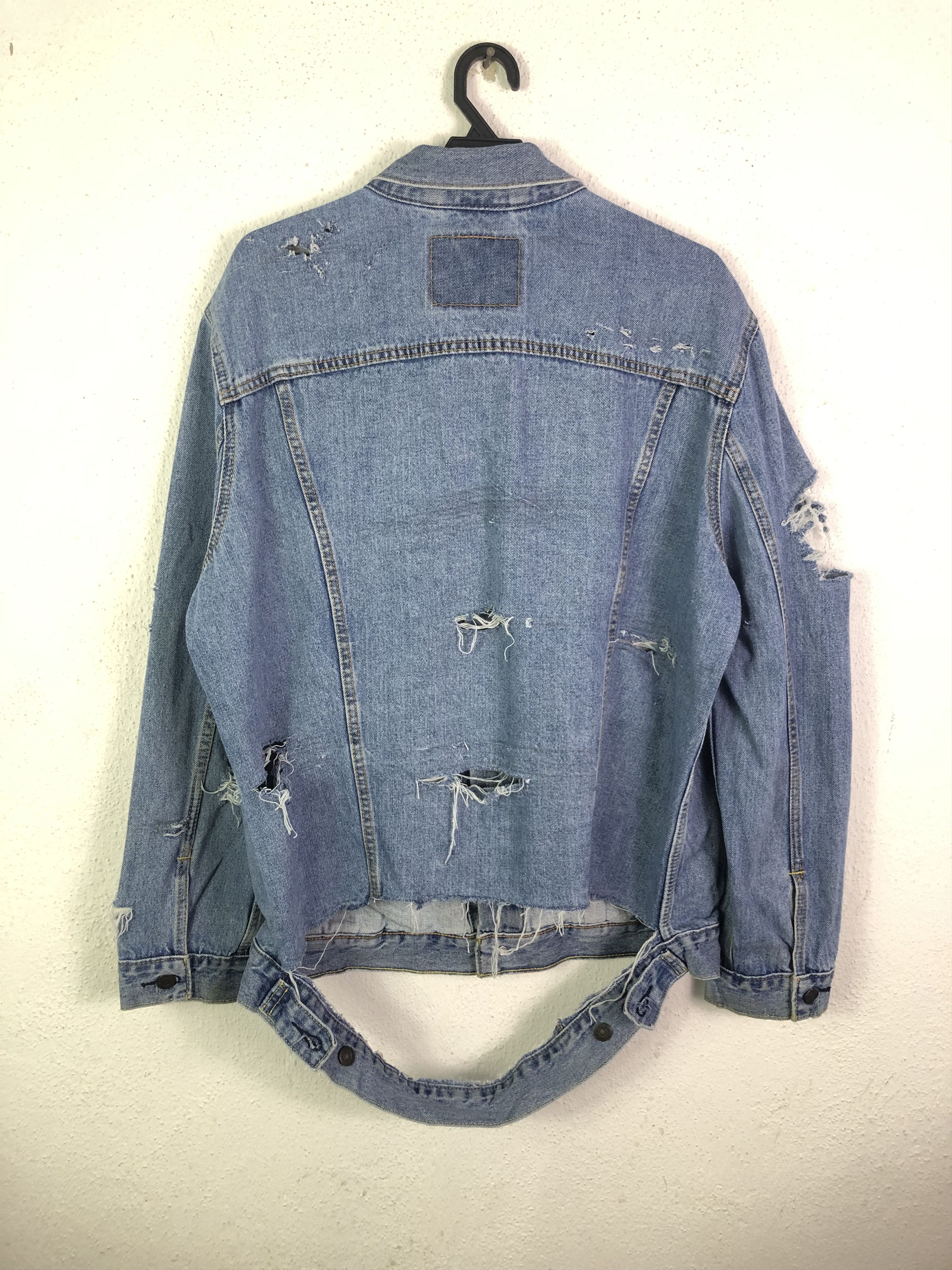 Levi's × Vintage Vintage Levis Distressed Ripped Denim Jacket Size US XL / EU 56 / 4 - 2 Thumbnail