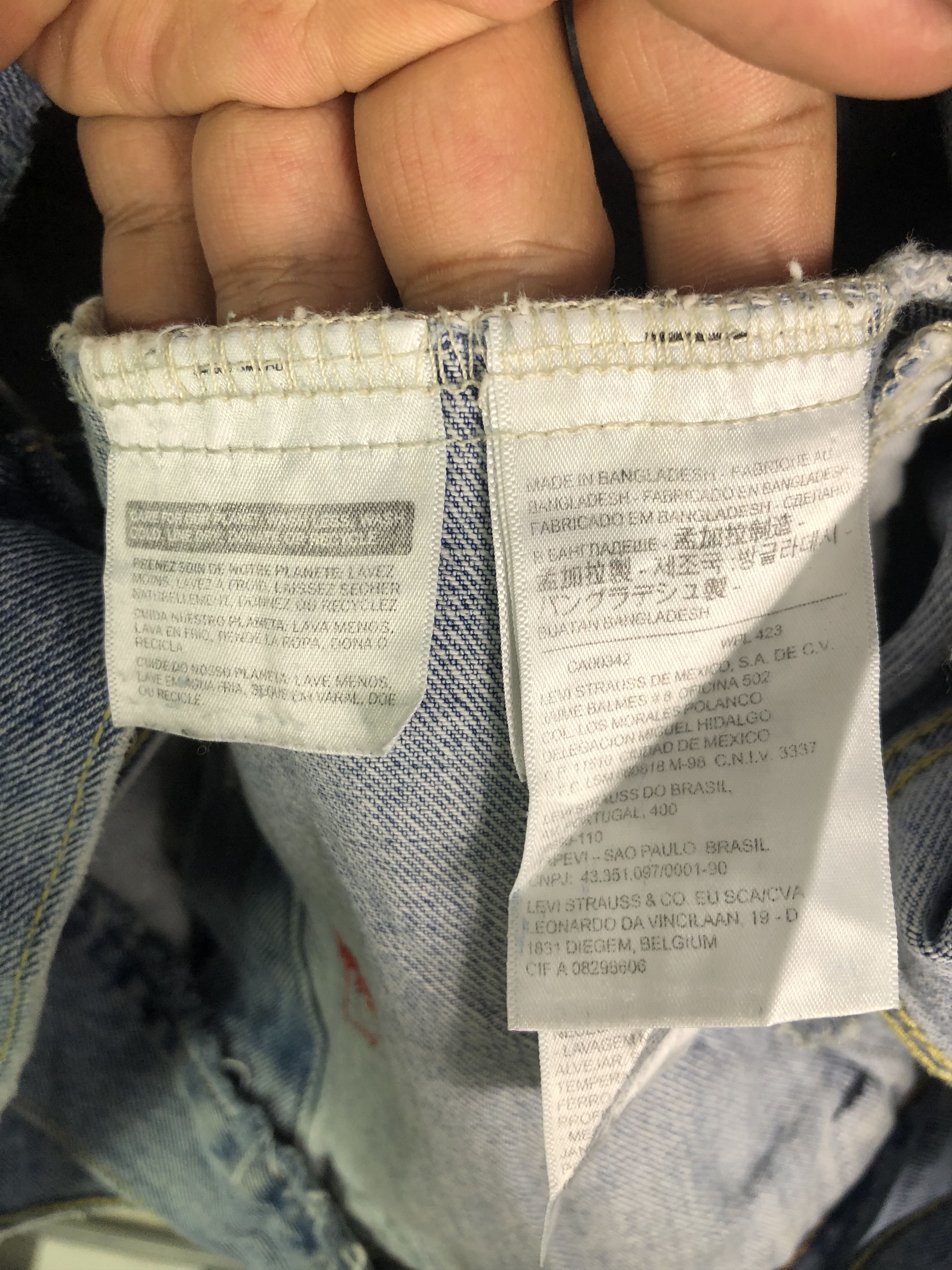 Levi's × Vintage Vintage Levis Distressed Ripped Denim Jacket Size US XL / EU 56 / 4 - 14 Thumbnail