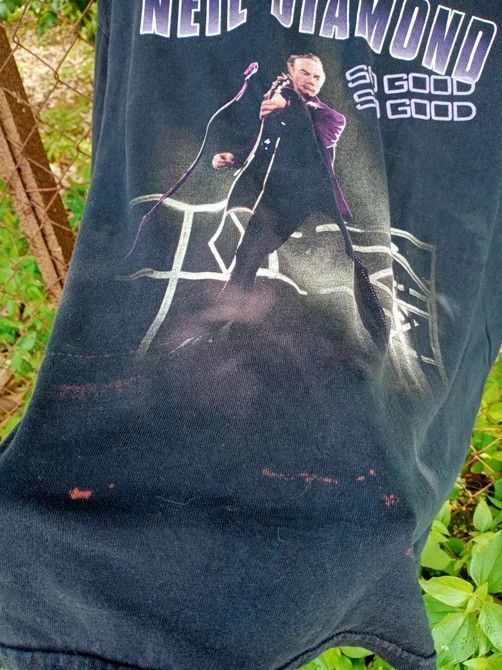 Band Tees Rare Vintage Neil Diamond Tour Tshirt Size US XL / EU 56 / 4 - 6 Thumbnail