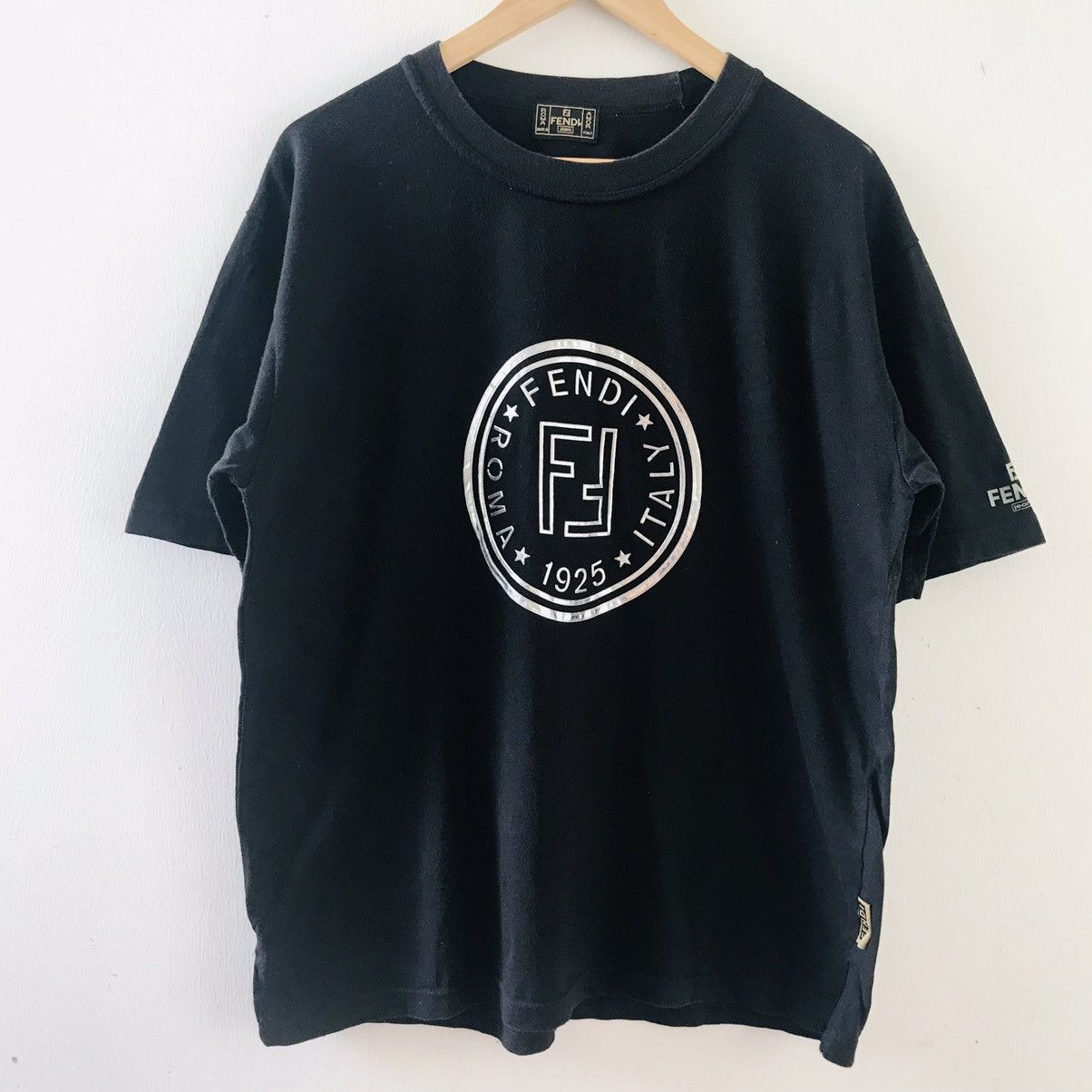 Fendi × Vintage Vintage x Fendi Big Logo Spell Out Tshirt Size US L / EU 52-54 / 3 - 1 Thumbnail