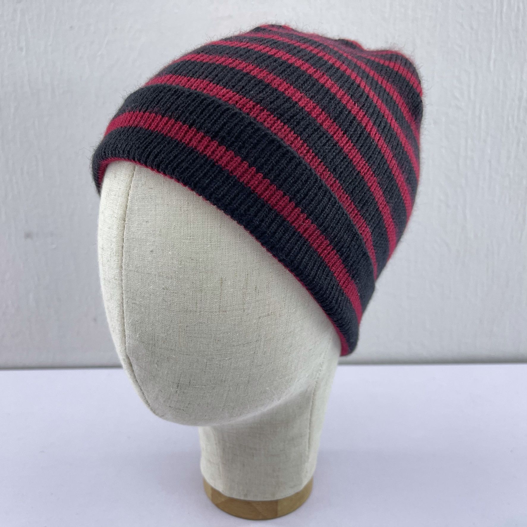 Japanese Brand Unknown Japanese Brand Nice Design Beanie Hats-BH2080 Size ONE SIZE - 2 Thumbnail