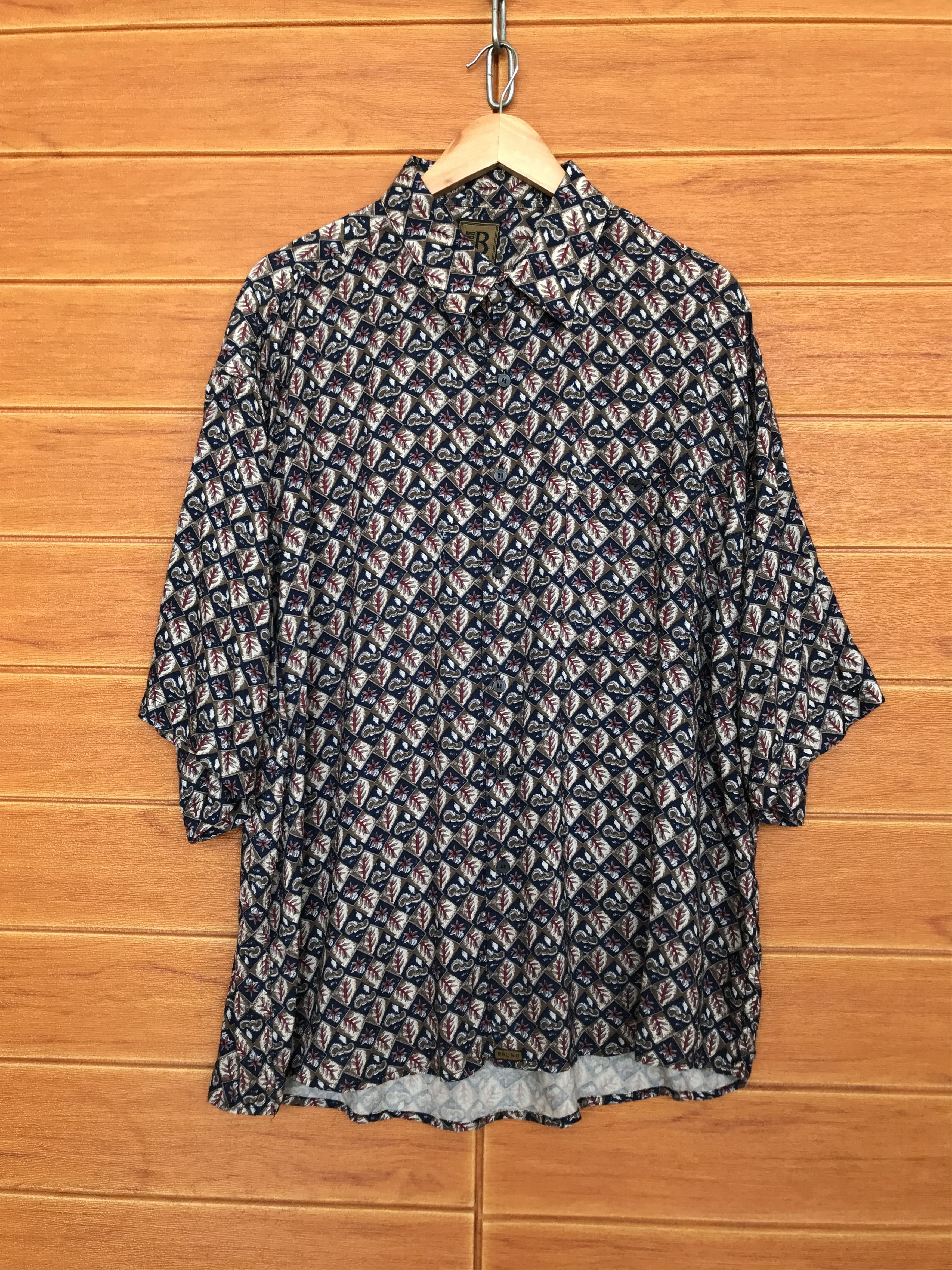 Vintage Vintage BRUNO Geometry Flowers Hawaiian Shirt Size US XL / EU 56 / 4 - 1 Thumbnail