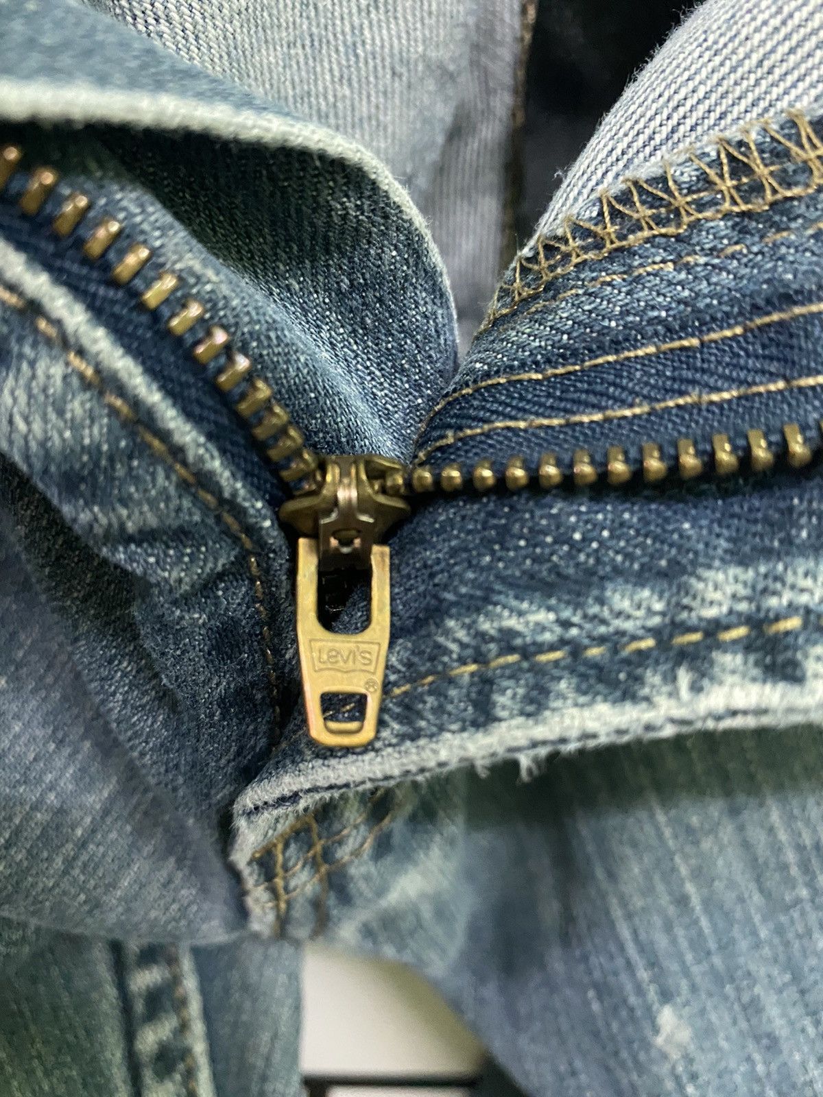 Levi's Vintage LEVIS 527 Low Boot Cut Distressed Jean -L 43 Size US 34 / EU 50 - 18 Thumbnail