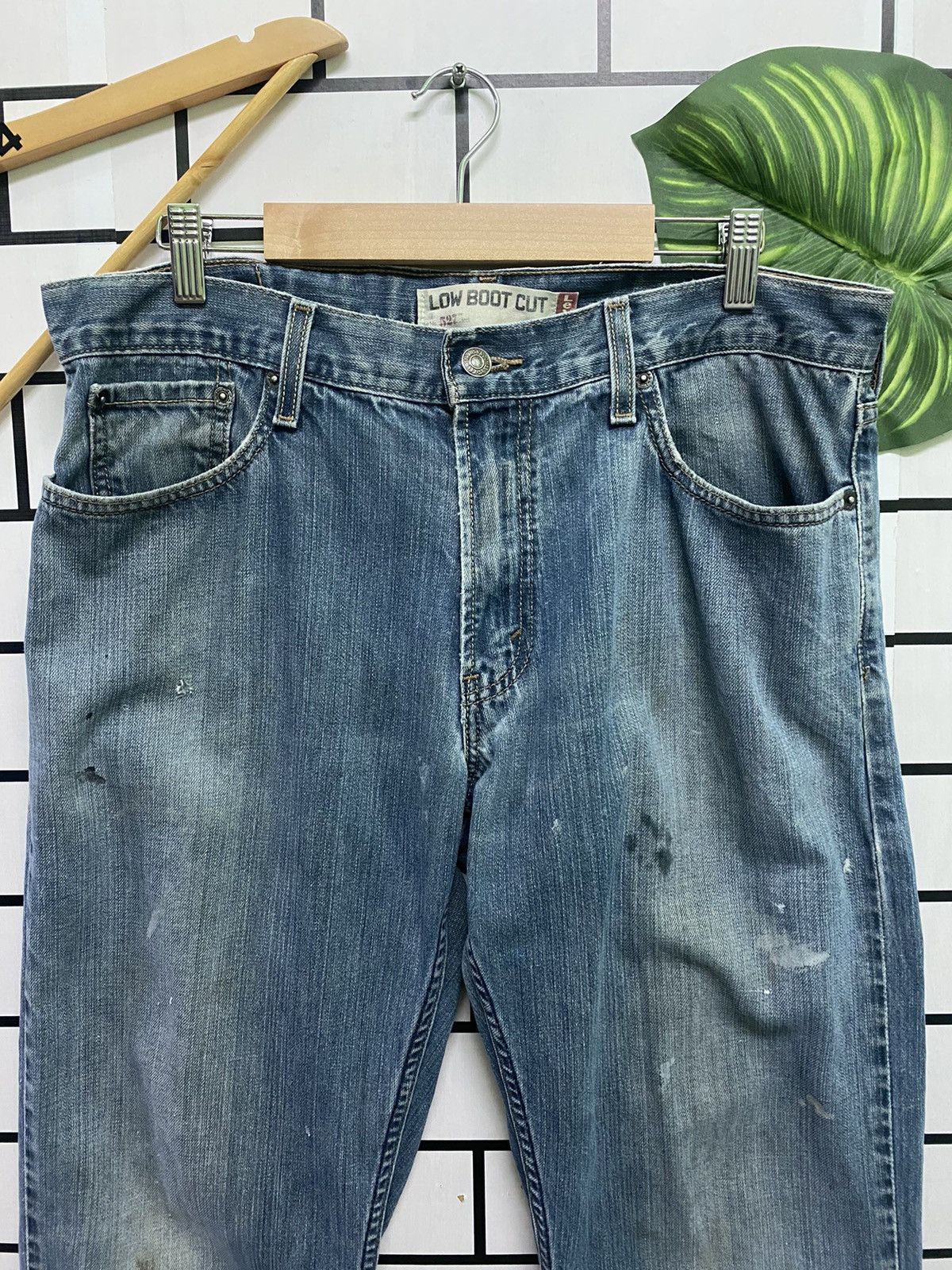 Levi's Vintage LEVIS 527 Low Boot Cut Distressed Jean -L 43 Size US 34 / EU 50 - 3 Thumbnail
