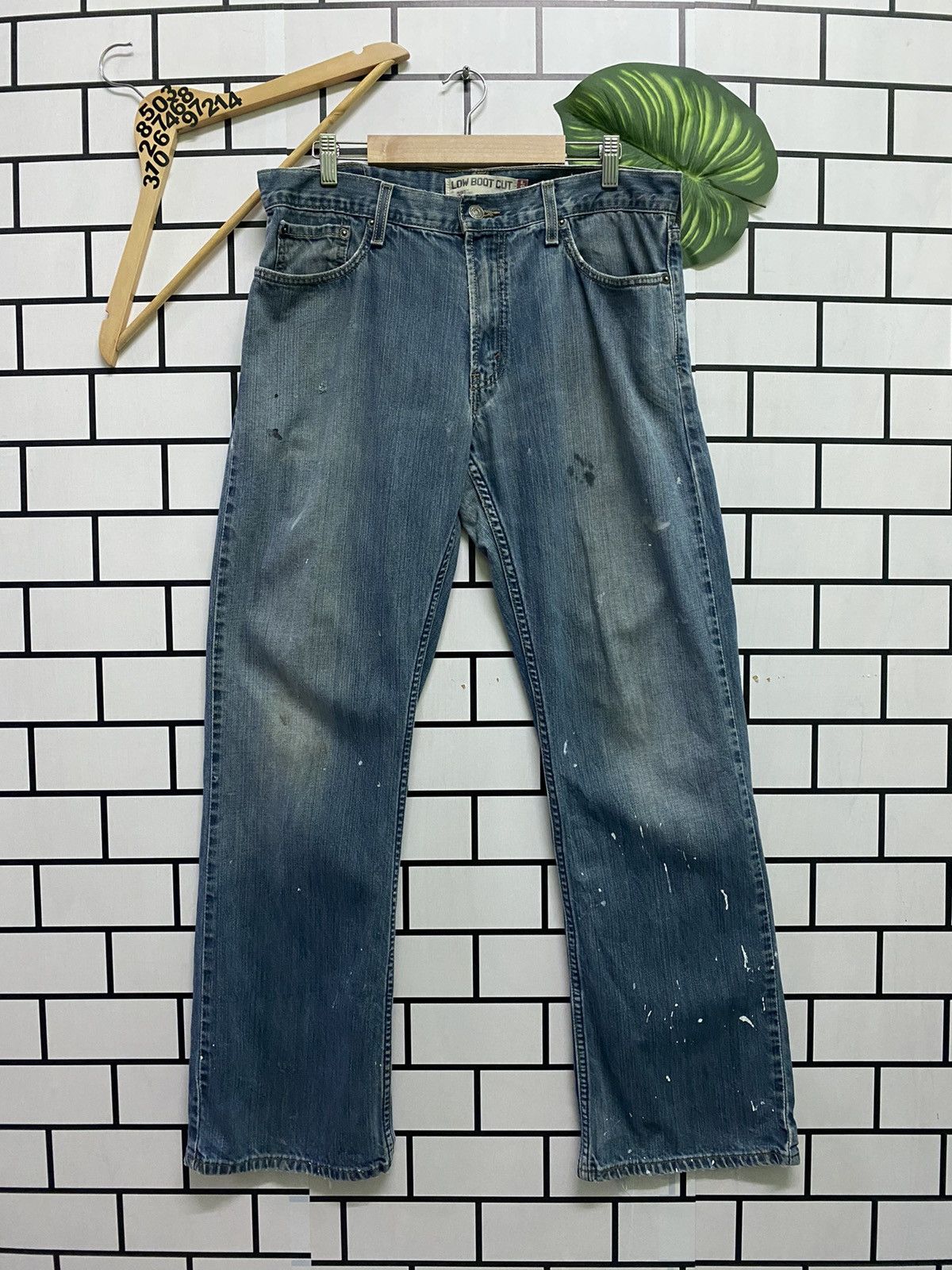 Levi's Vintage LEVIS 527 Low Boot Cut Distressed Jean -L 43 Size US 34 / EU 50 - 1 Thumbnail