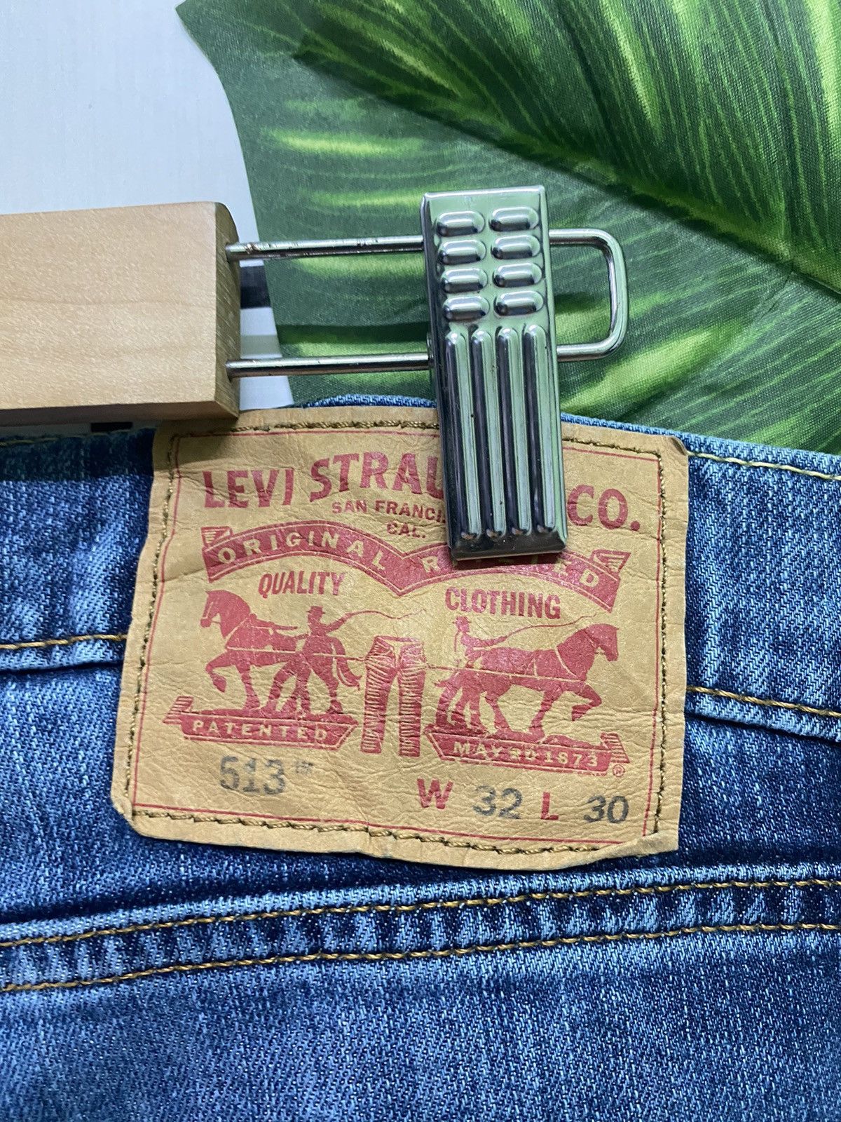 Levi's × Vintage Vintage Levi's 513 distressed jean -L44 Size US 33 - 10 Thumbnail