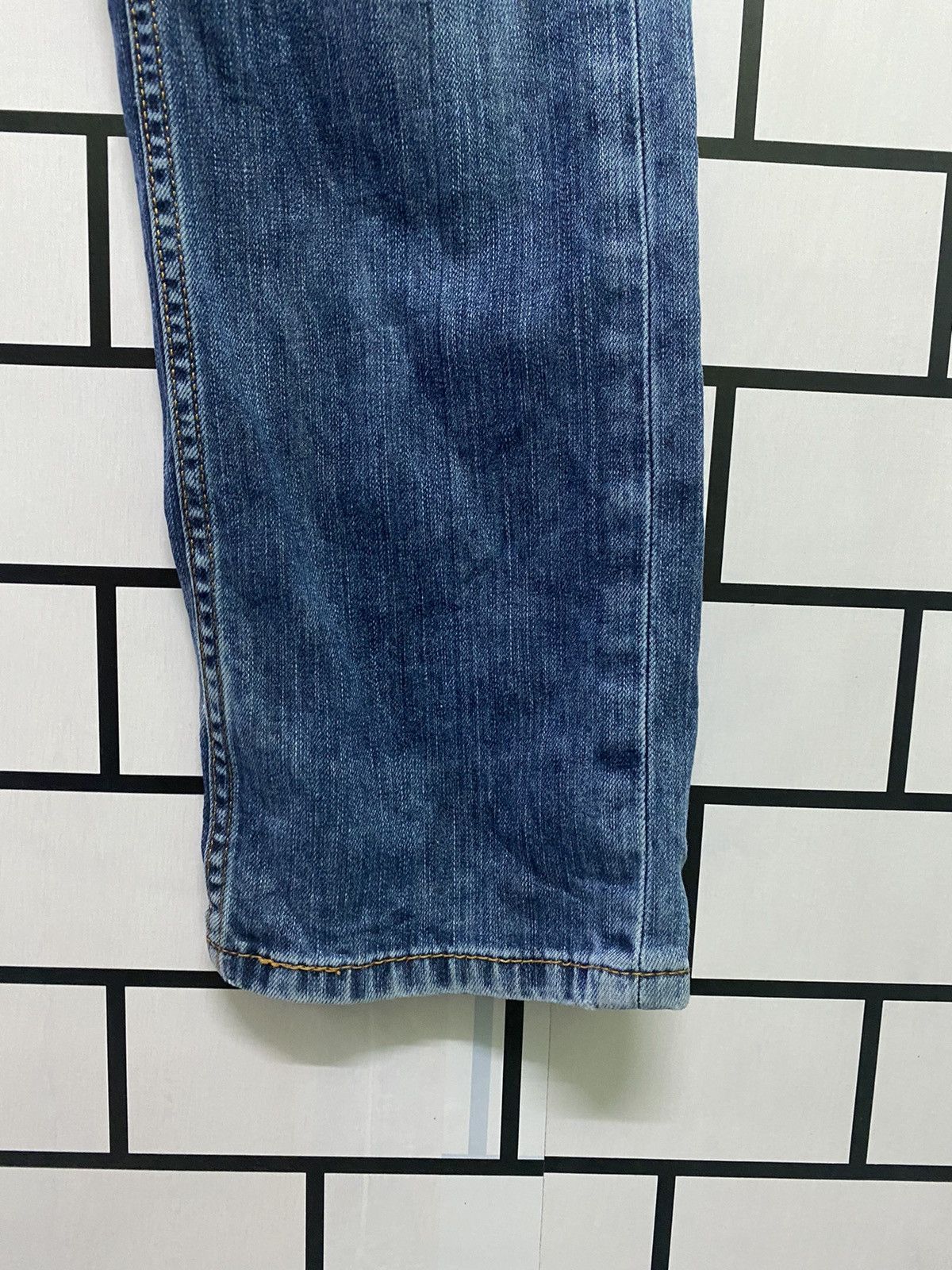 Levi's × Vintage Vintage Levi's 513 distressed jean -L44 Size US 33 - 5 Thumbnail