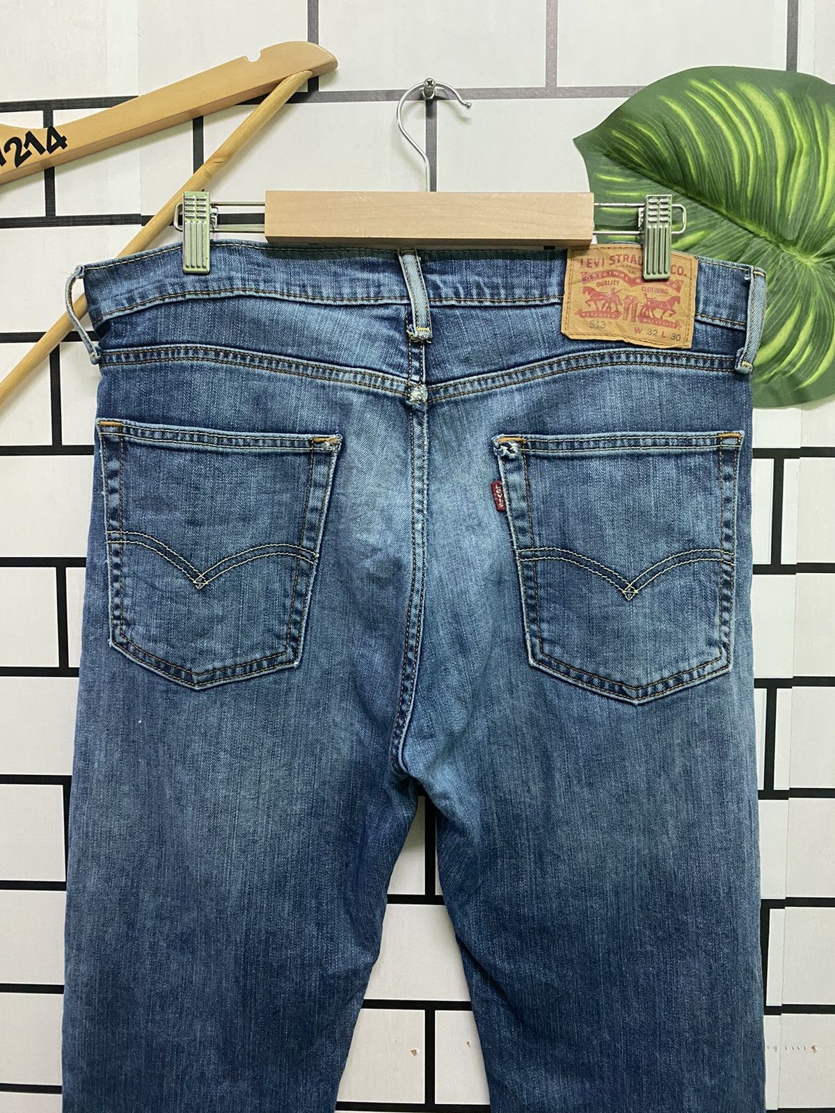 Levi's × Vintage Vintage Levi's 513 distressed jean -L44 Size US 33 - 9 Thumbnail