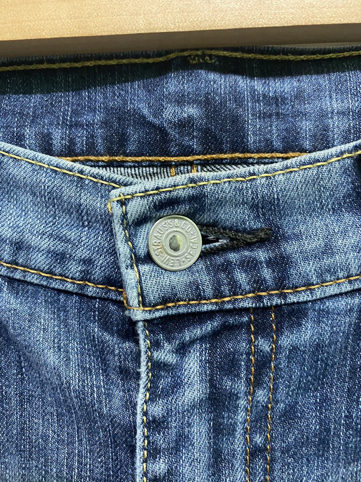 Levi's × Vintage Vintage Levi's 513 distressed jean -L44 Size US 33 - 4 Thumbnail