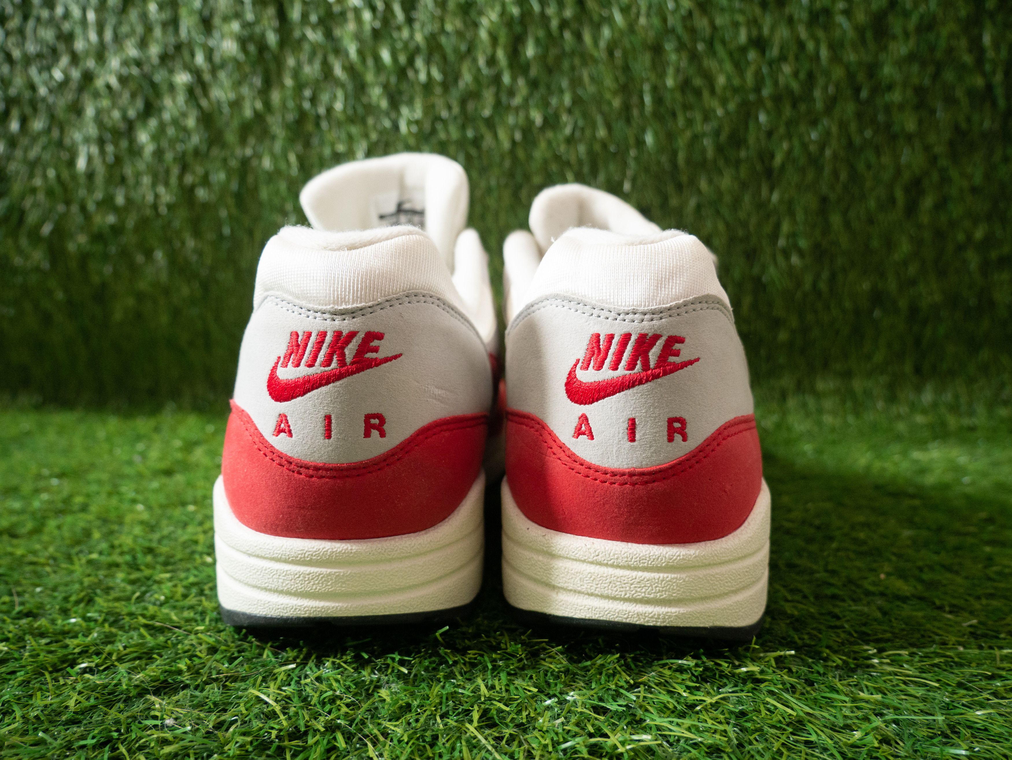 Nike Nike Air Max 1 OG "Vintage" 2013 US 12 Size US 12 / EU 45 - 5 Thumbnail