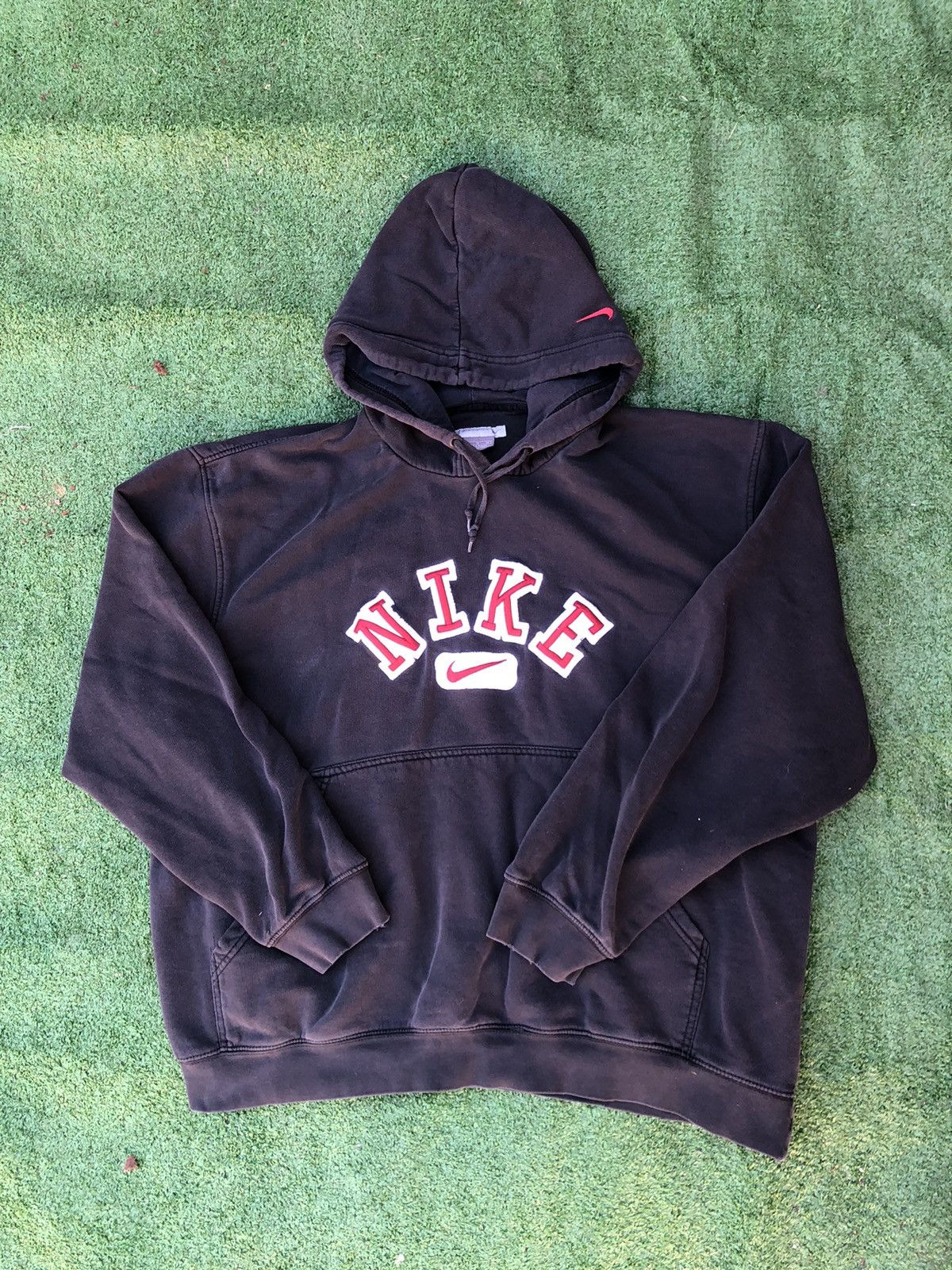 Nike VTG 2000s Nike Y2K Hoodie Sweatshirt Swoosh Spell Out XL | Grailed