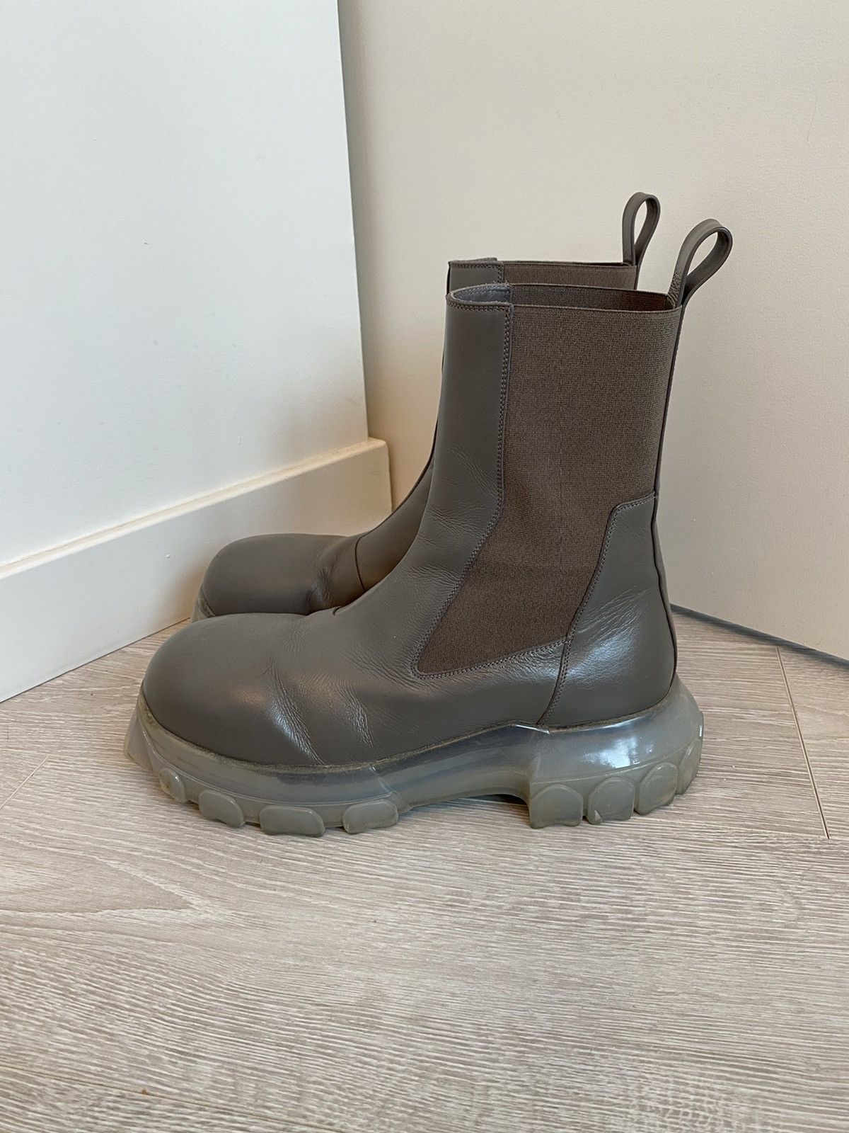 Rick Owens Final drop: Dust Bozo Beetle Tractor Boots Size US 11 / EU 44 - 3 Thumbnail