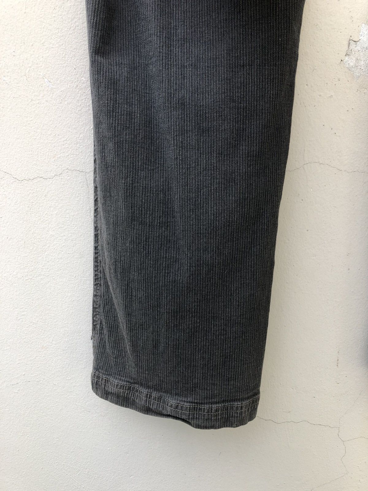 Transit Uomo Transit Uomo Italy Stretchable Striped Corduroy Trouser Pant Size US 36 / EU 52 - 19 Thumbnail