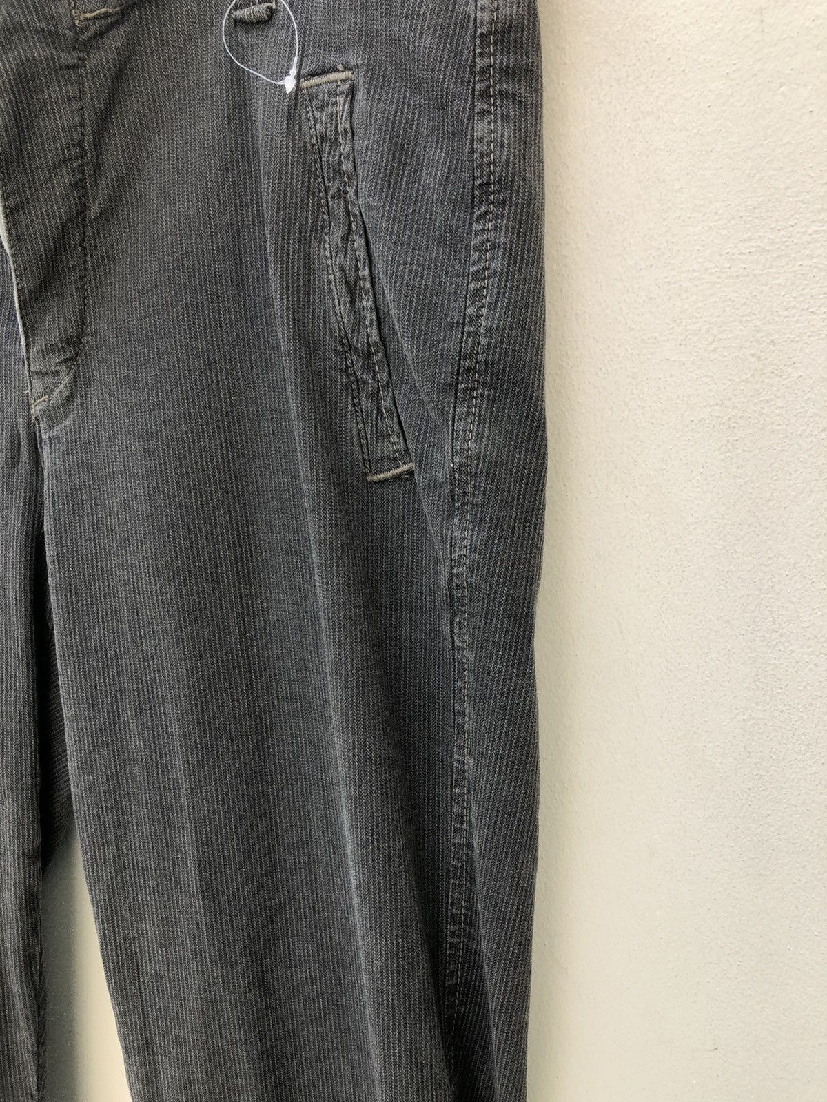 Transit Uomo Transit Uomo Italy Stretchable Striped Corduroy Trouser Pant Size US 36 / EU 52 - 14 Thumbnail