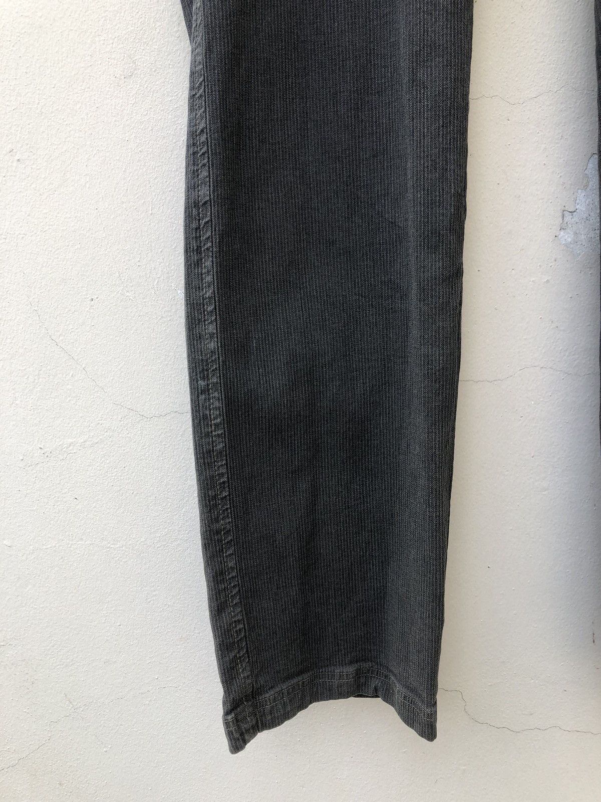Transit Uomo Transit Uomo Italy Stretchable Striped Corduroy Trouser Pant Size US 36 / EU 52 - 11 Thumbnail
