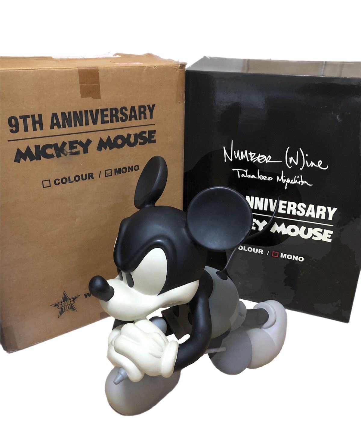 Number (N)ine (9/10) Mickey 9th Anniversary Vinyl Figure Statue 