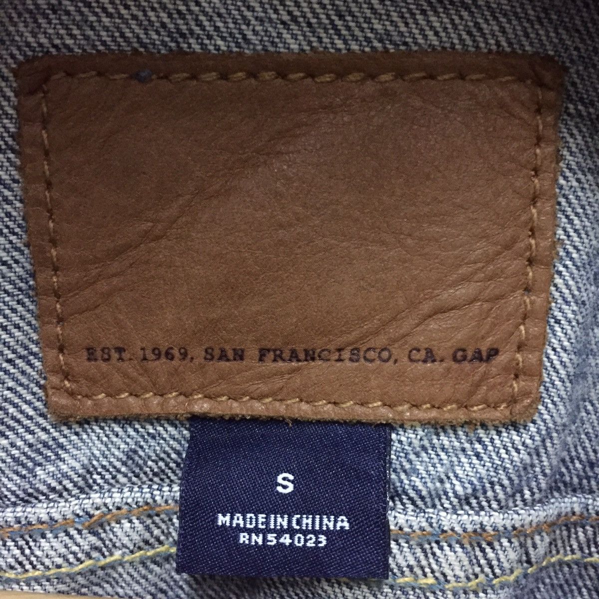 Gap Vintage 1969 GAP Jeans Trucker Style Denim Jacket Size US S / EU 44-46 / 1 - 8 Thumbnail
