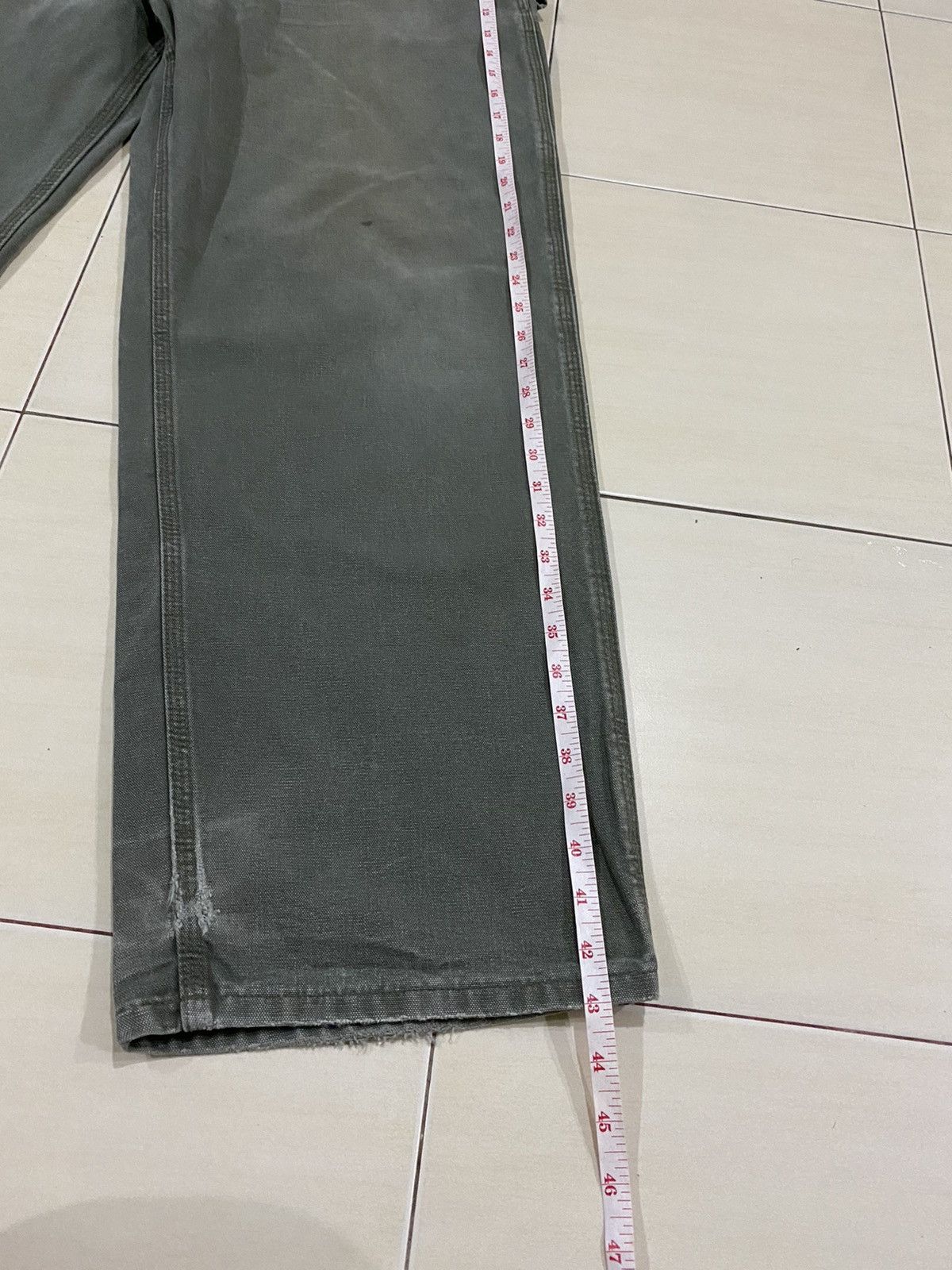 Carhartt Vintage Carhartt carpenter dungaree duck cargo pants size 38 Size US 38 / EU 54 - 13 Thumbnail