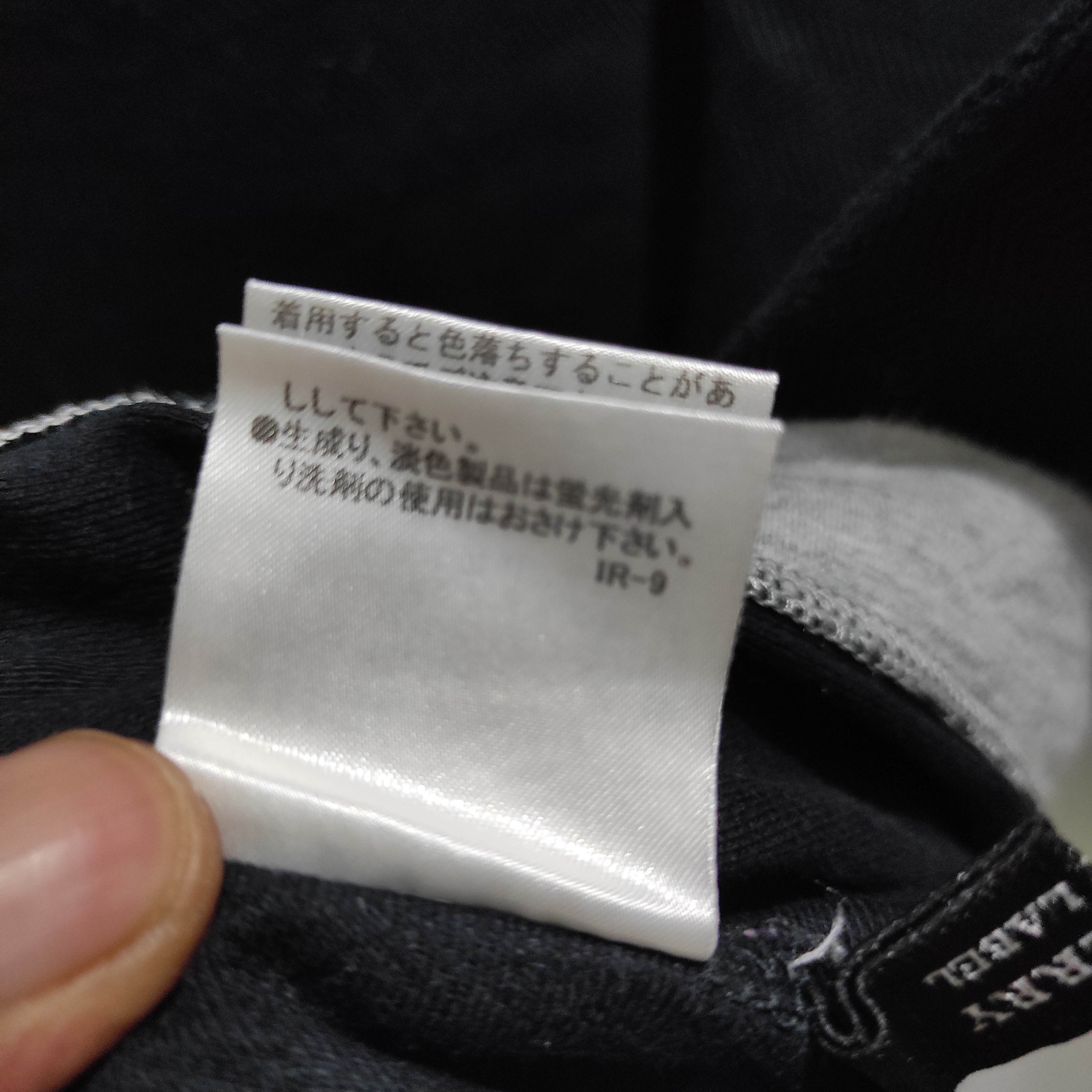 Burberry Vintage Burberry Black Label Longsleeves Tee Size US M / EU 48-50 / 2 - 12 Thumbnail