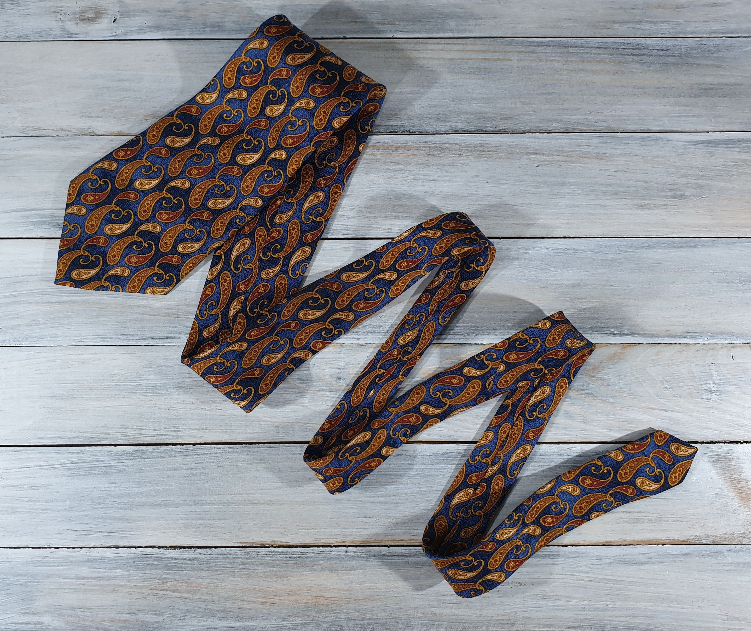 Cerruti 1881 CERRUTI 1881 PARIS Mens Ties 100% Silk MadeInFrance Fashion Size ONE SIZE - 19 Thumbnail