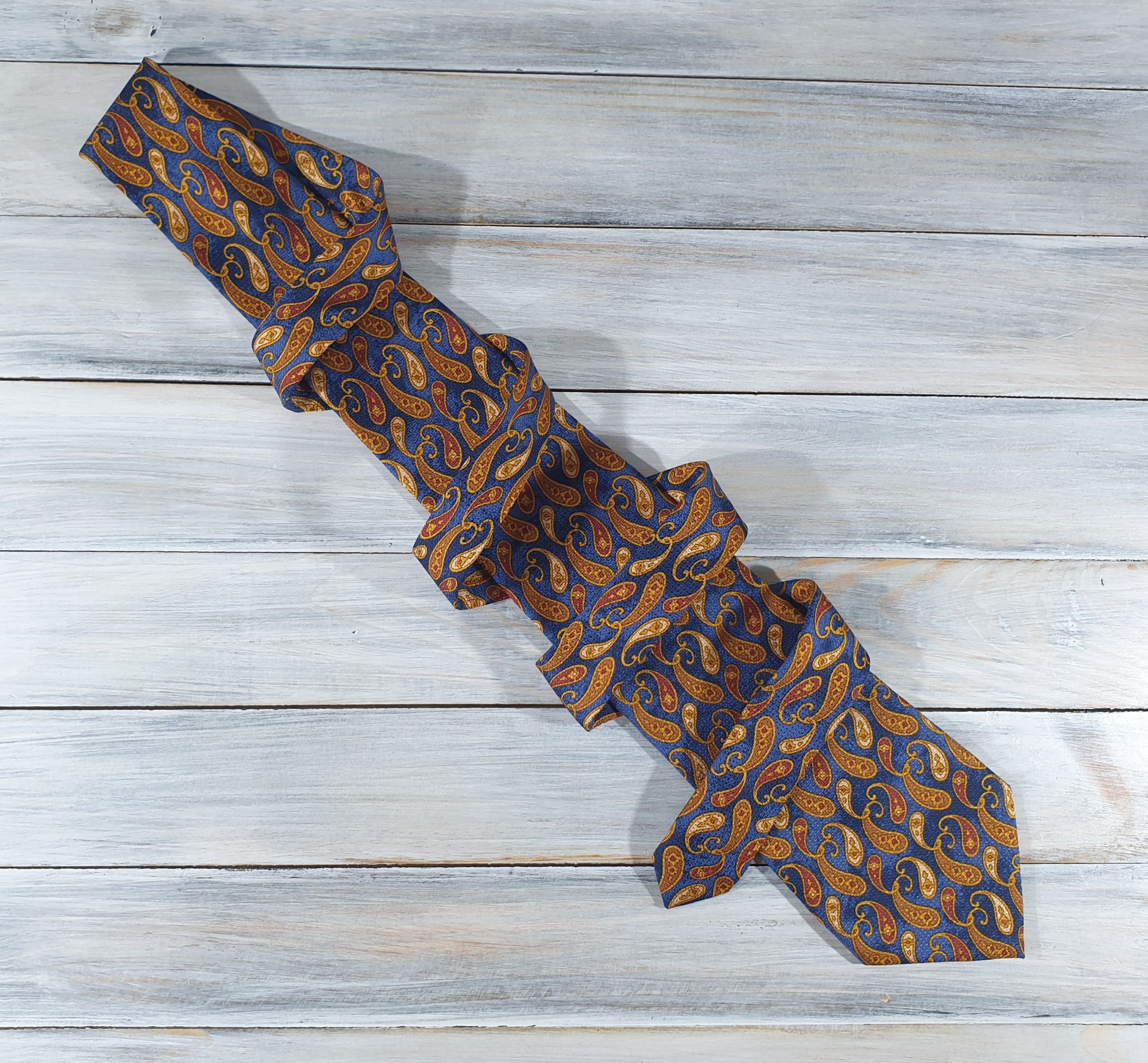 Cerruti 1881 CERRUTI 1881 PARIS Mens Ties 100% Silk MadeInFrance Fashion Size ONE SIZE - 12 Thumbnail
