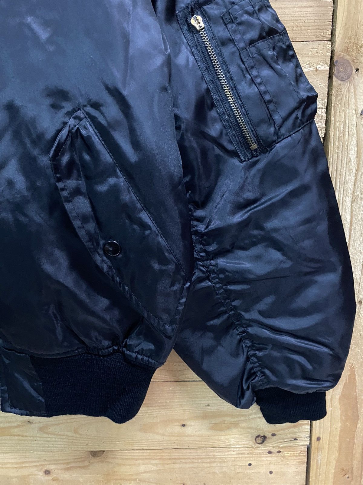 Alpha Industries VTG ALPHA INDUSTRIES X ULTRAMAN MA-1 BOMBER FLIGHT JACKET Size US L / EU 52-54 / 3 - 8 Thumbnail